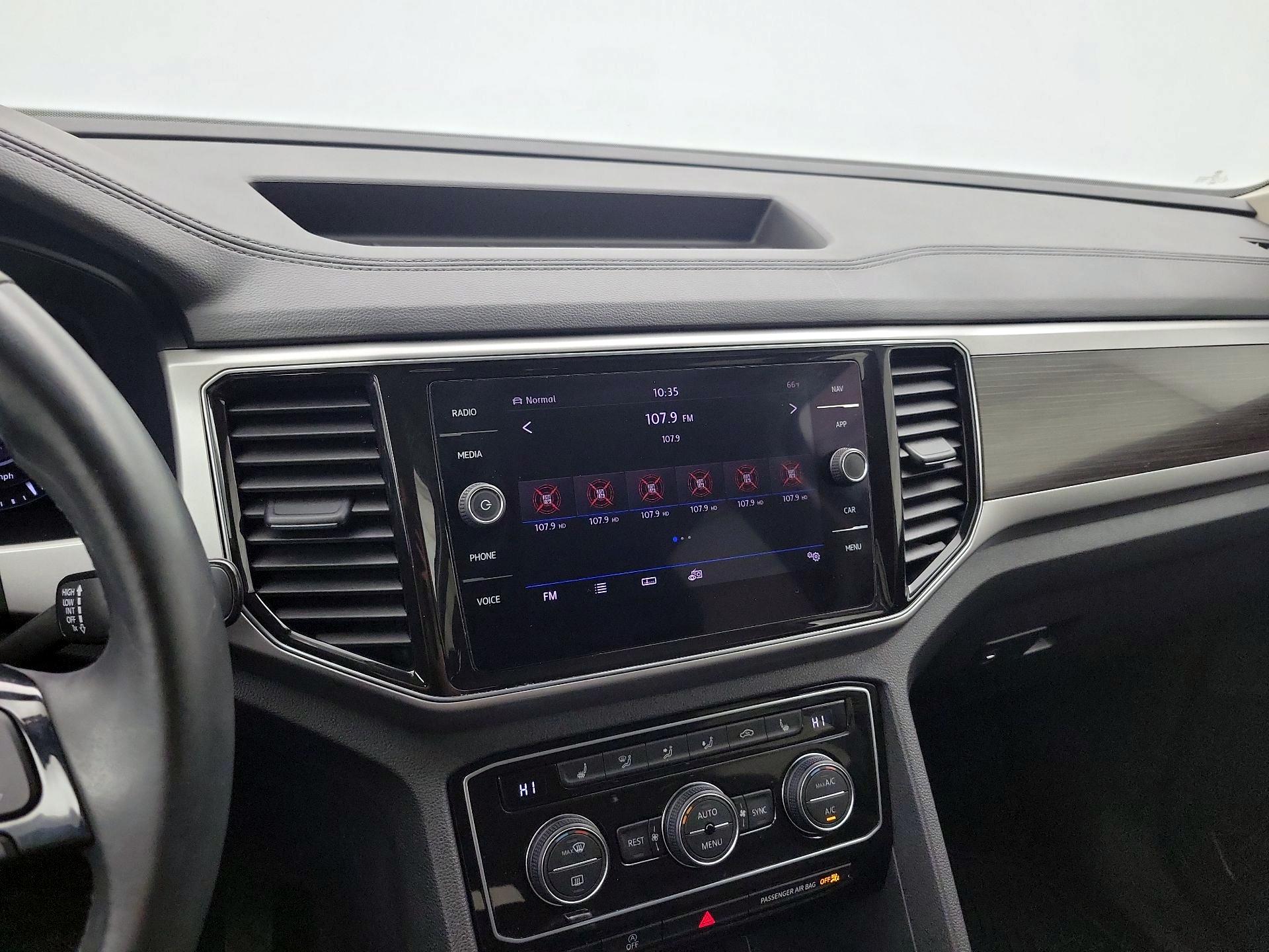 Thumbnail: 2019 Volkswagen Atlas - 16