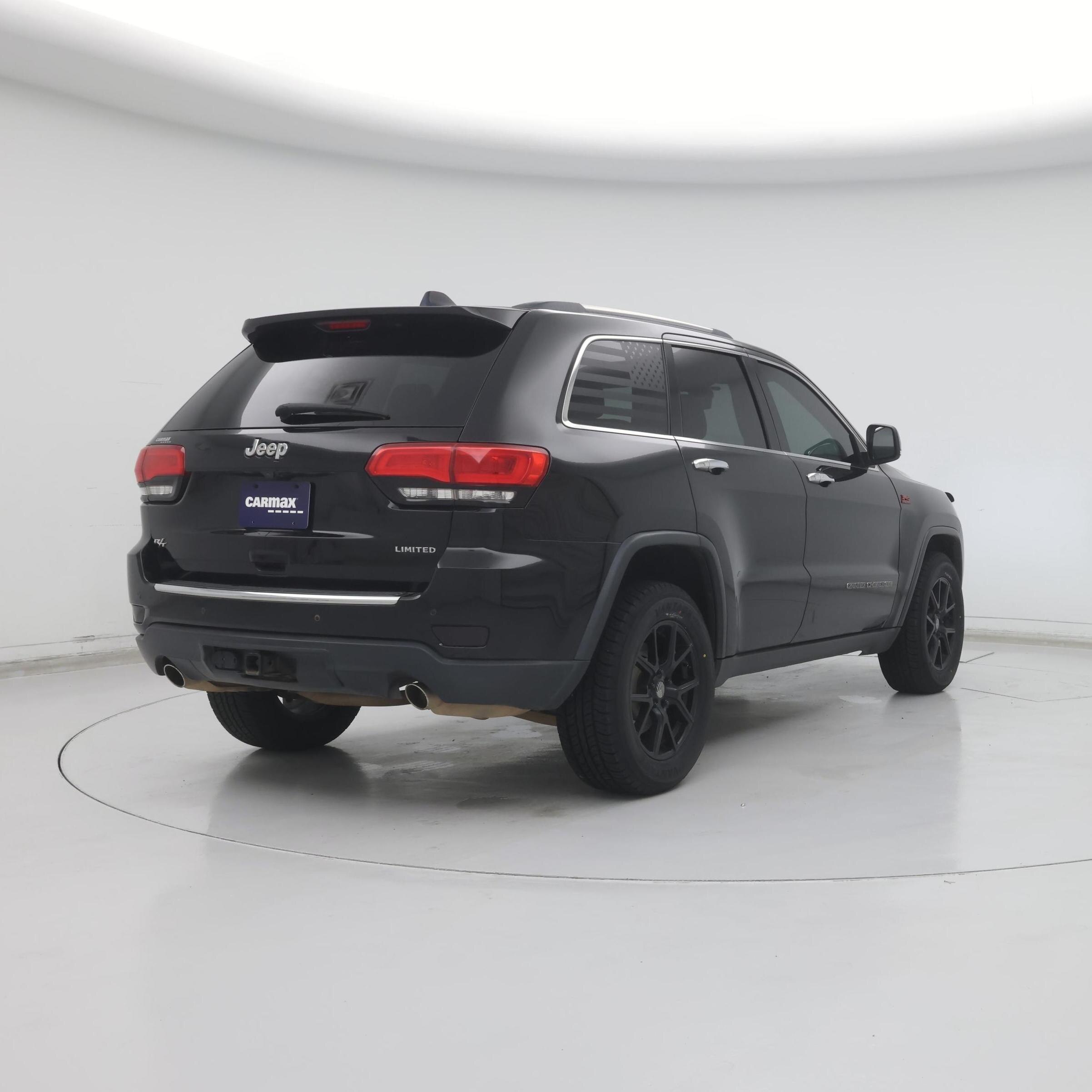 Thumbnail: 2017 Jeep Grand Cherokee - 8