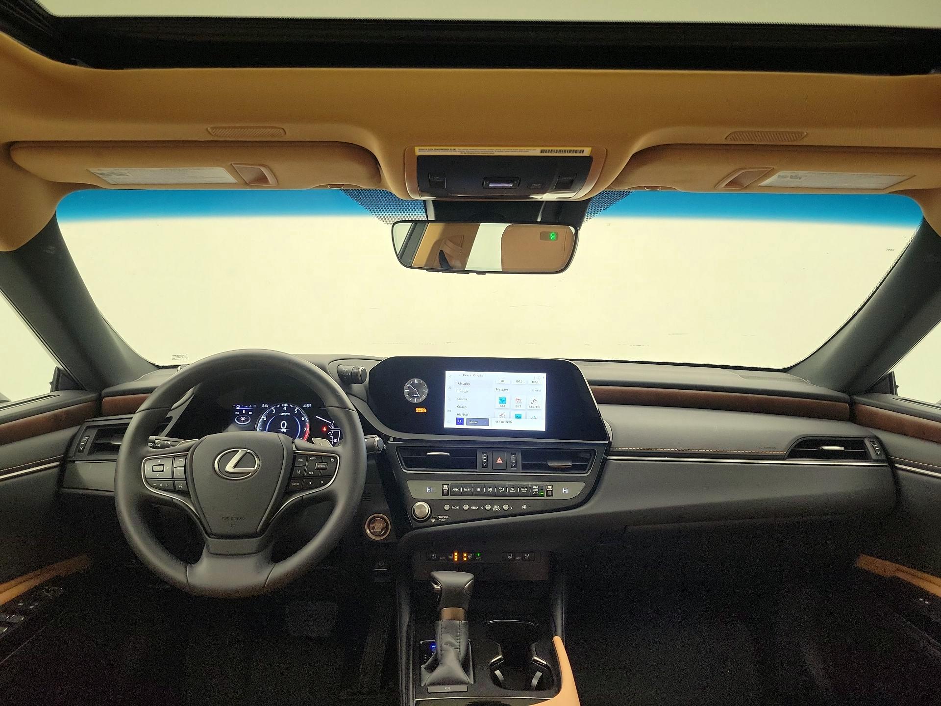 Thumbnail: 2024 Lexus ES - 9