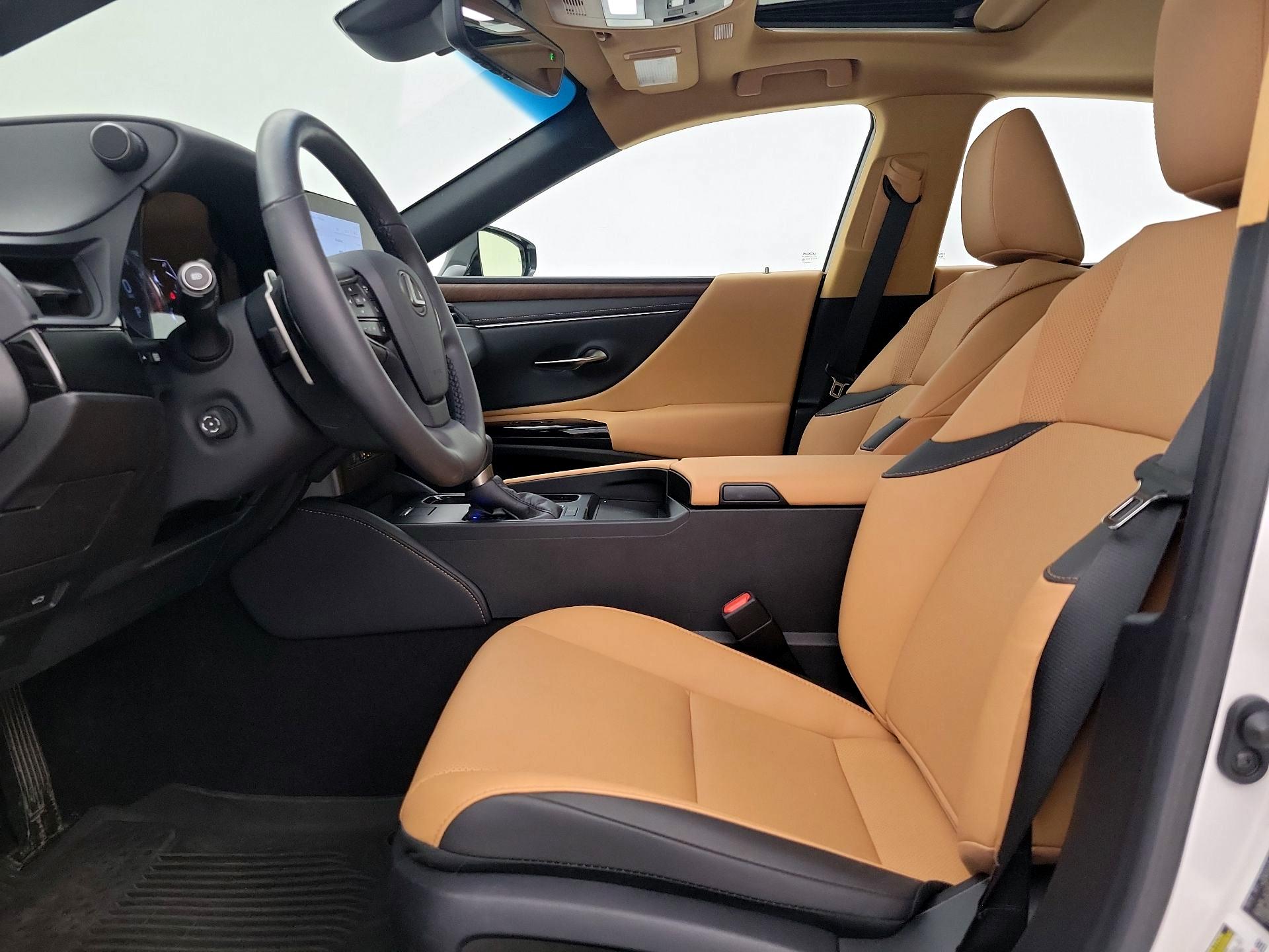 Thumbnail: 2024 Lexus ES - 11