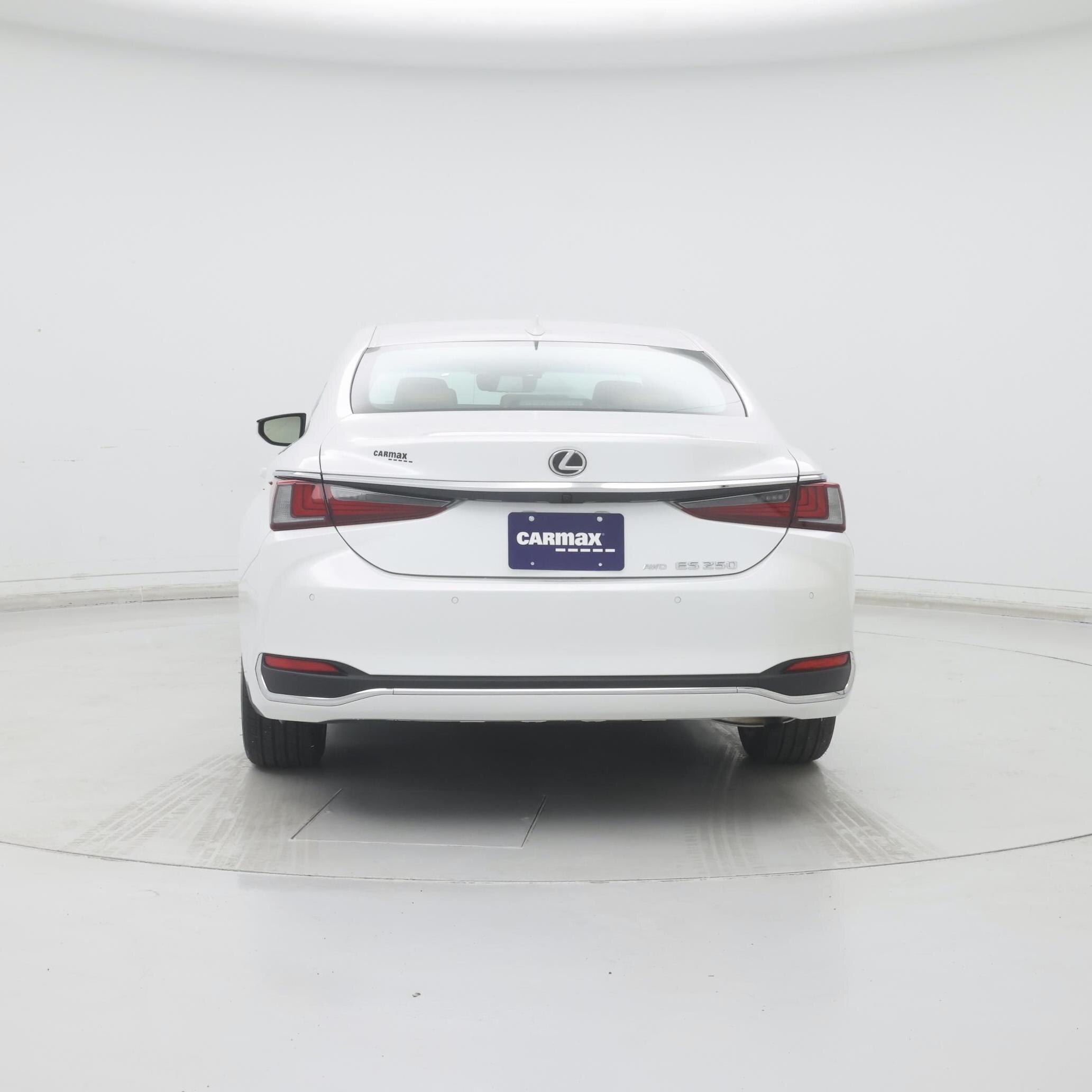 Thumbnail: 2024 Lexus ES - 6