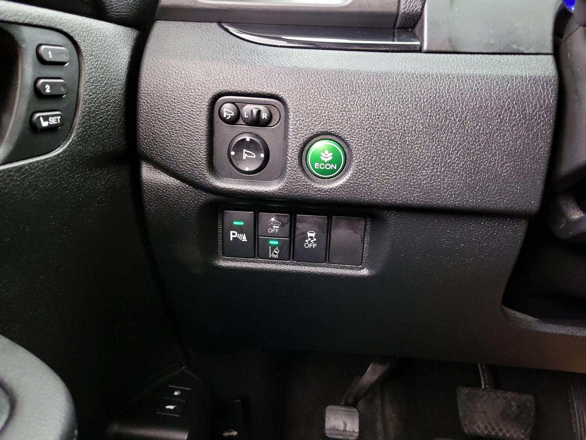 Thumbnail: 2021 Honda Pilot - 13