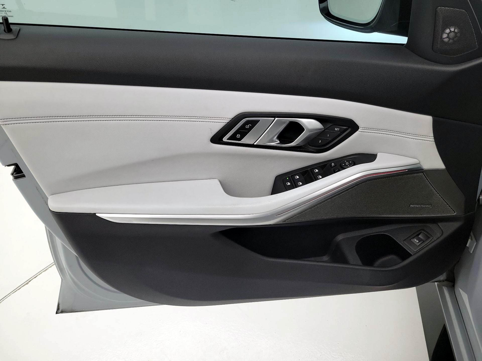 Thumbnail: 2022 BMW M3 - 12