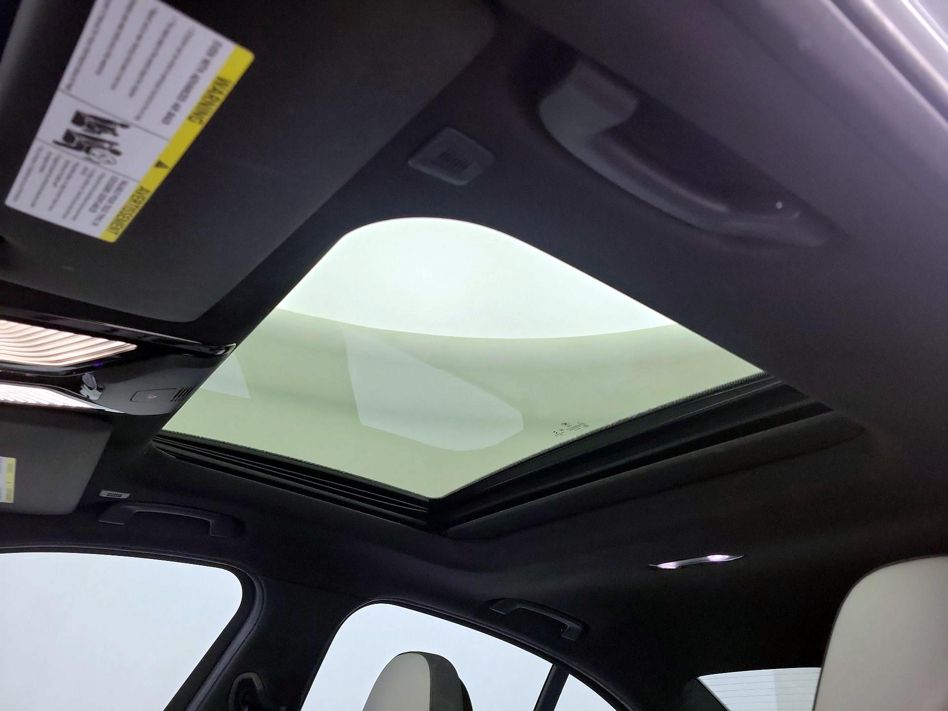 Thumbnail: 2022 BMW M3 - 19