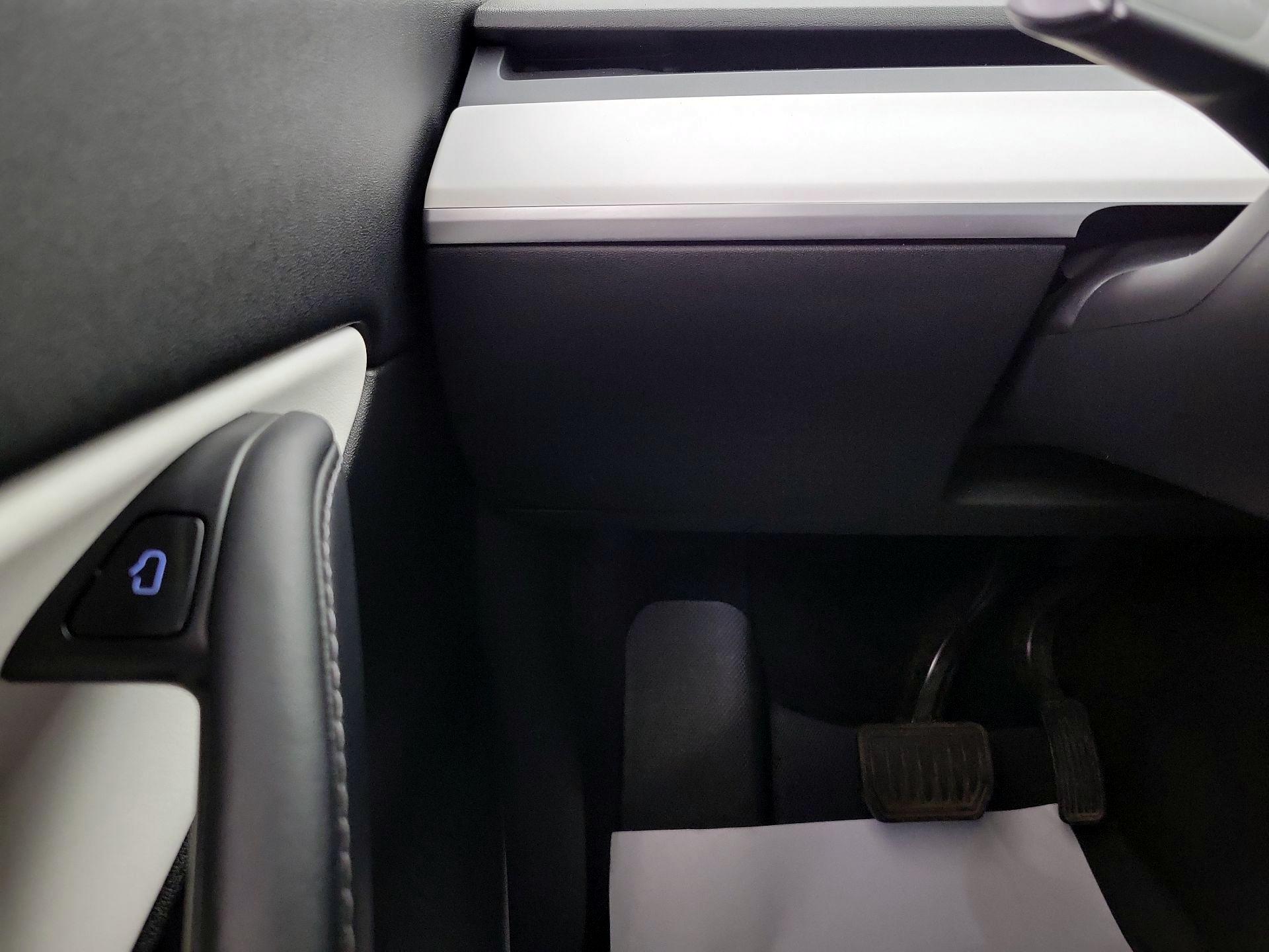 Thumbnail: 2021 Tesla Model Y - 13