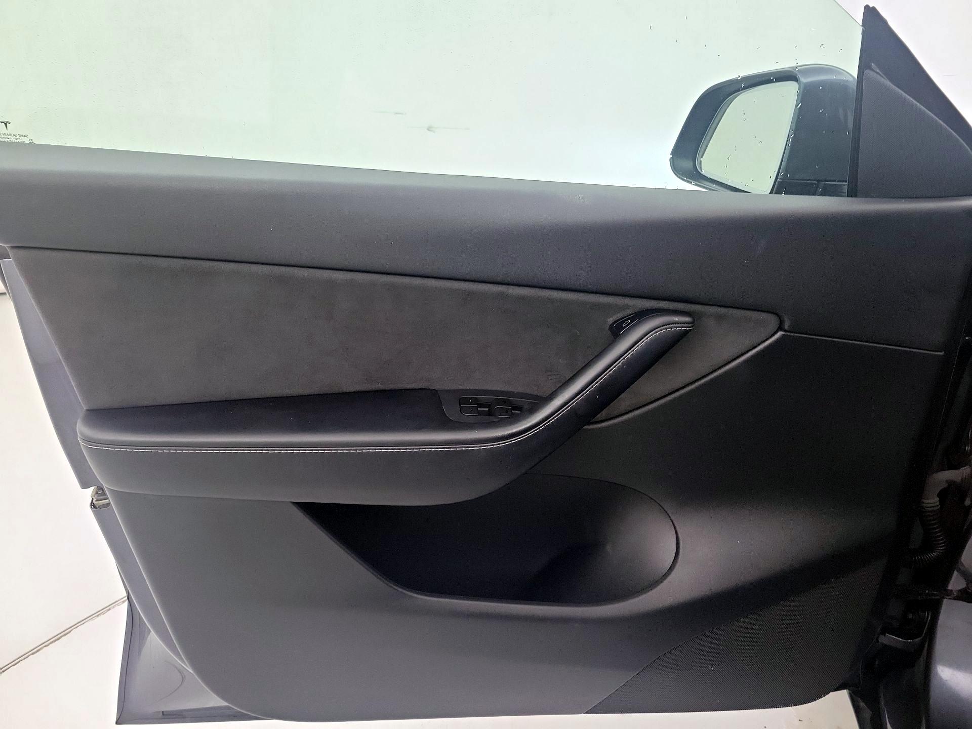 Thumbnail: 2021 Tesla Model Y - 12