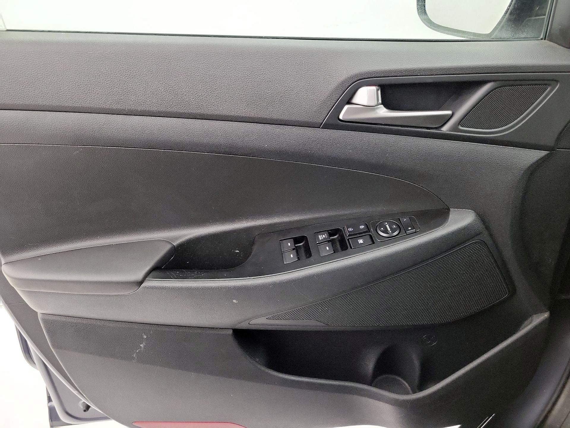 Thumbnail: 2021 Hyundai Tucson - 12