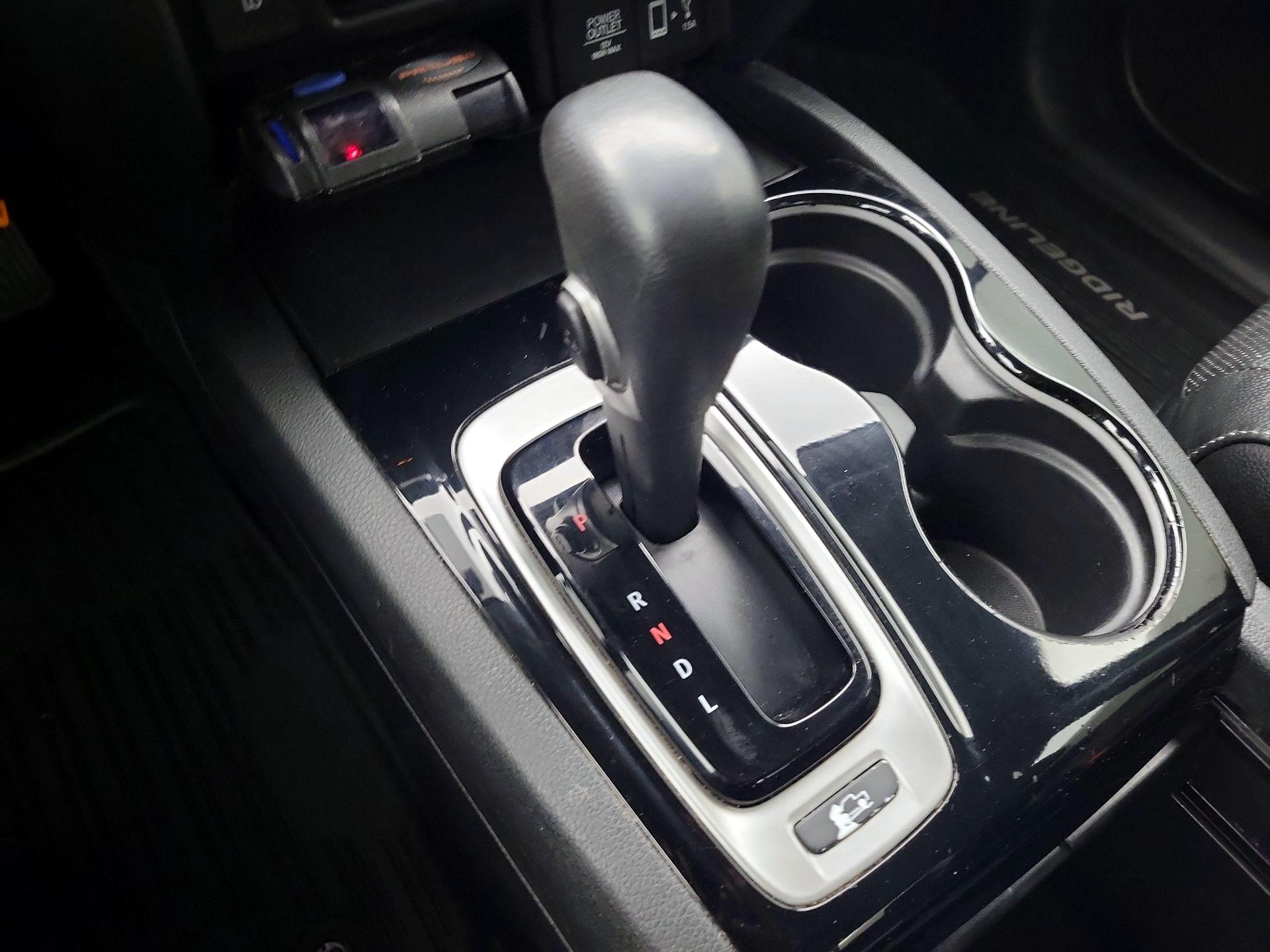 Thumbnail: 2019 Honda Ridgeline - 17