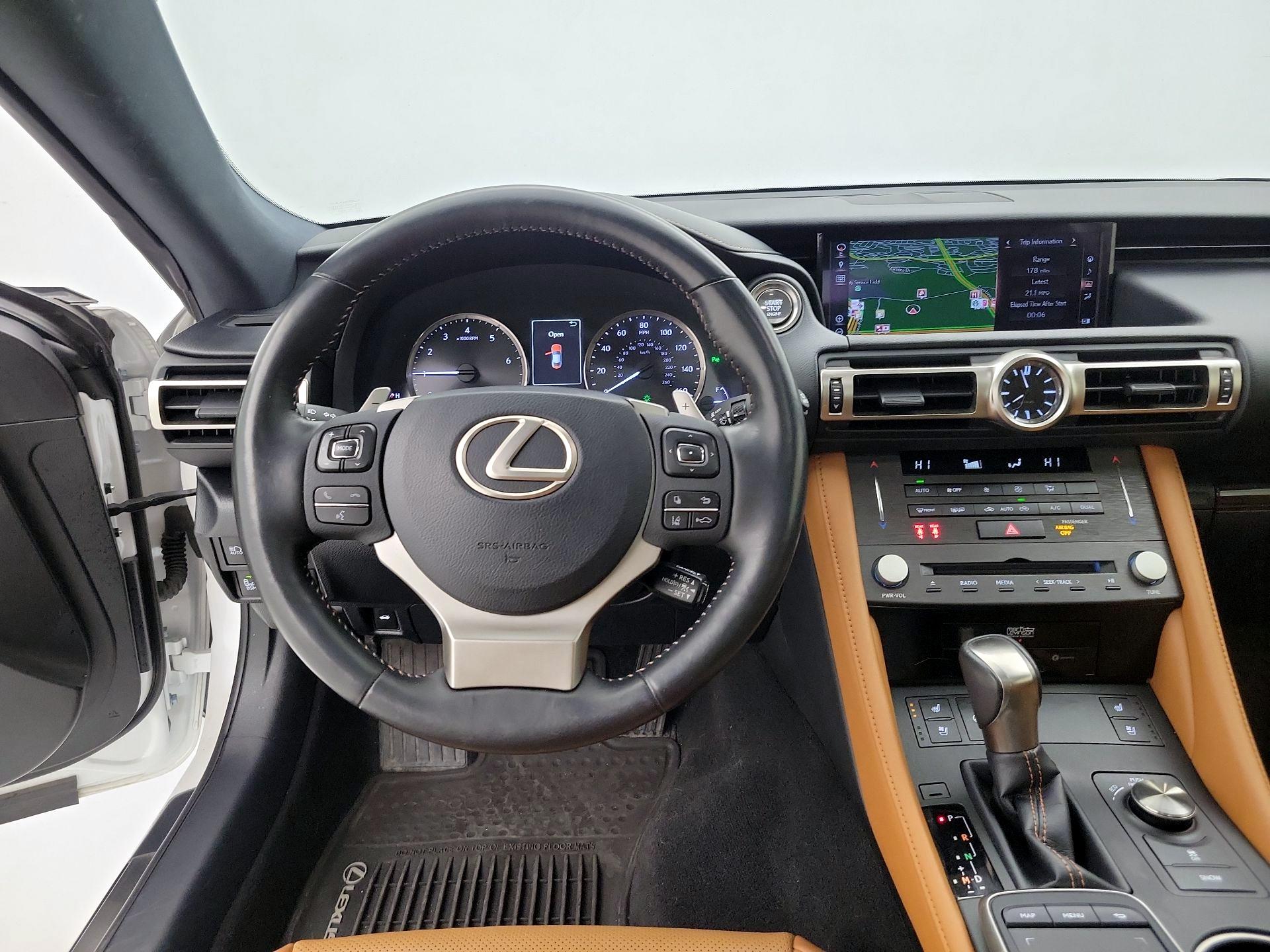 Thumbnail: 2019 Lexus RC - 10