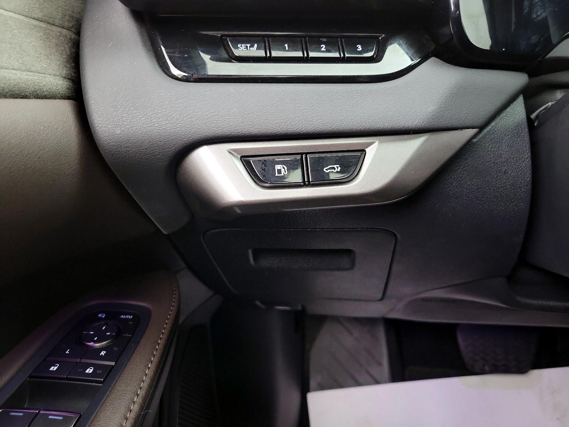 Thumbnail: 2023 Lexus RX - 13