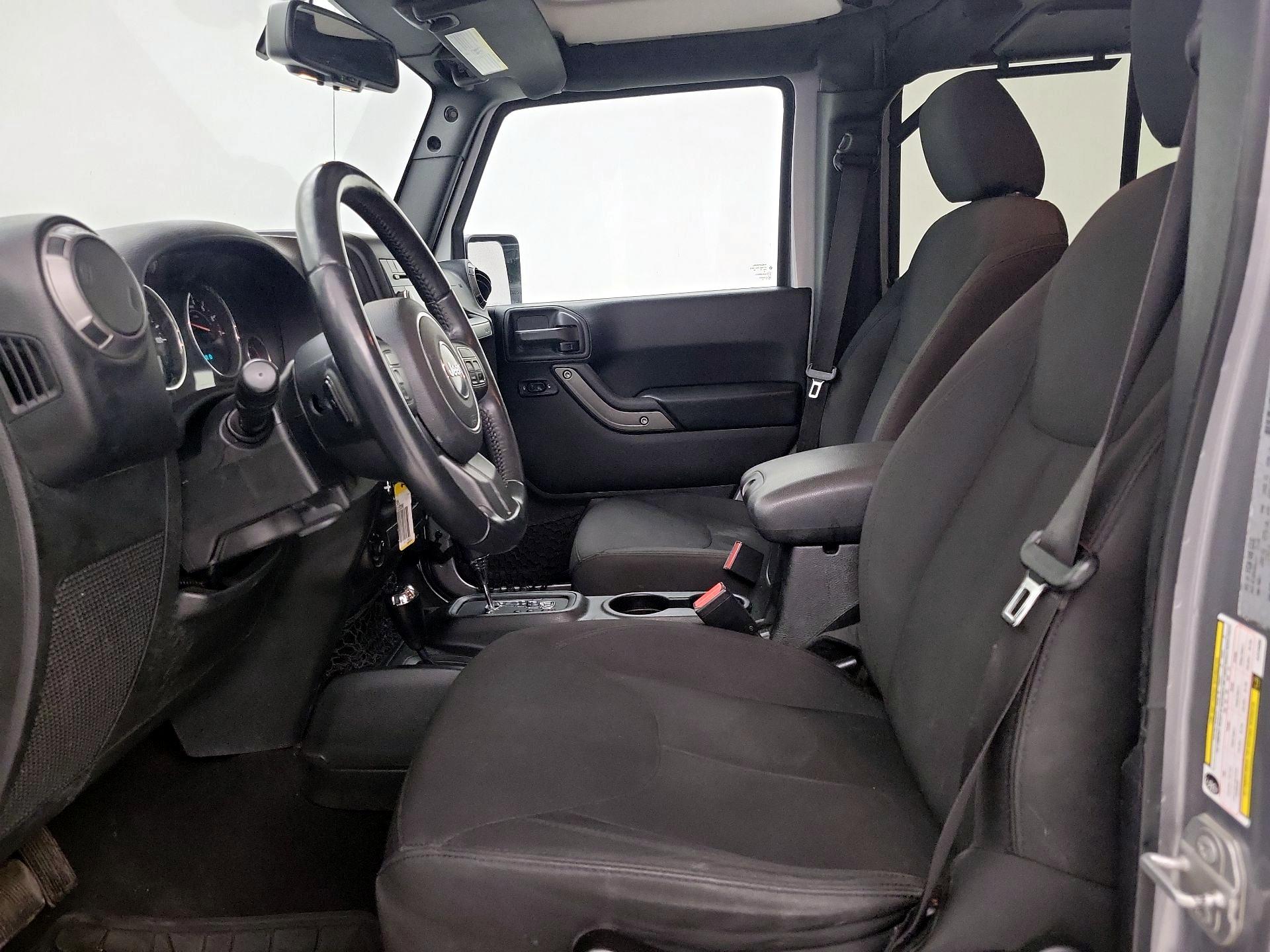 Thumbnail: 2018 Jeep Wrangler - 11