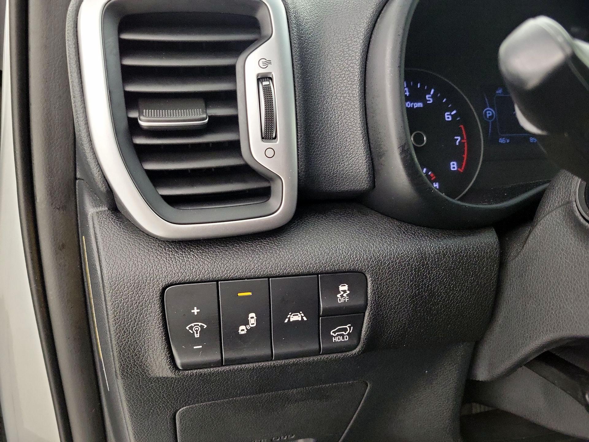 Thumbnail: 2017 Kia Sportage - 13