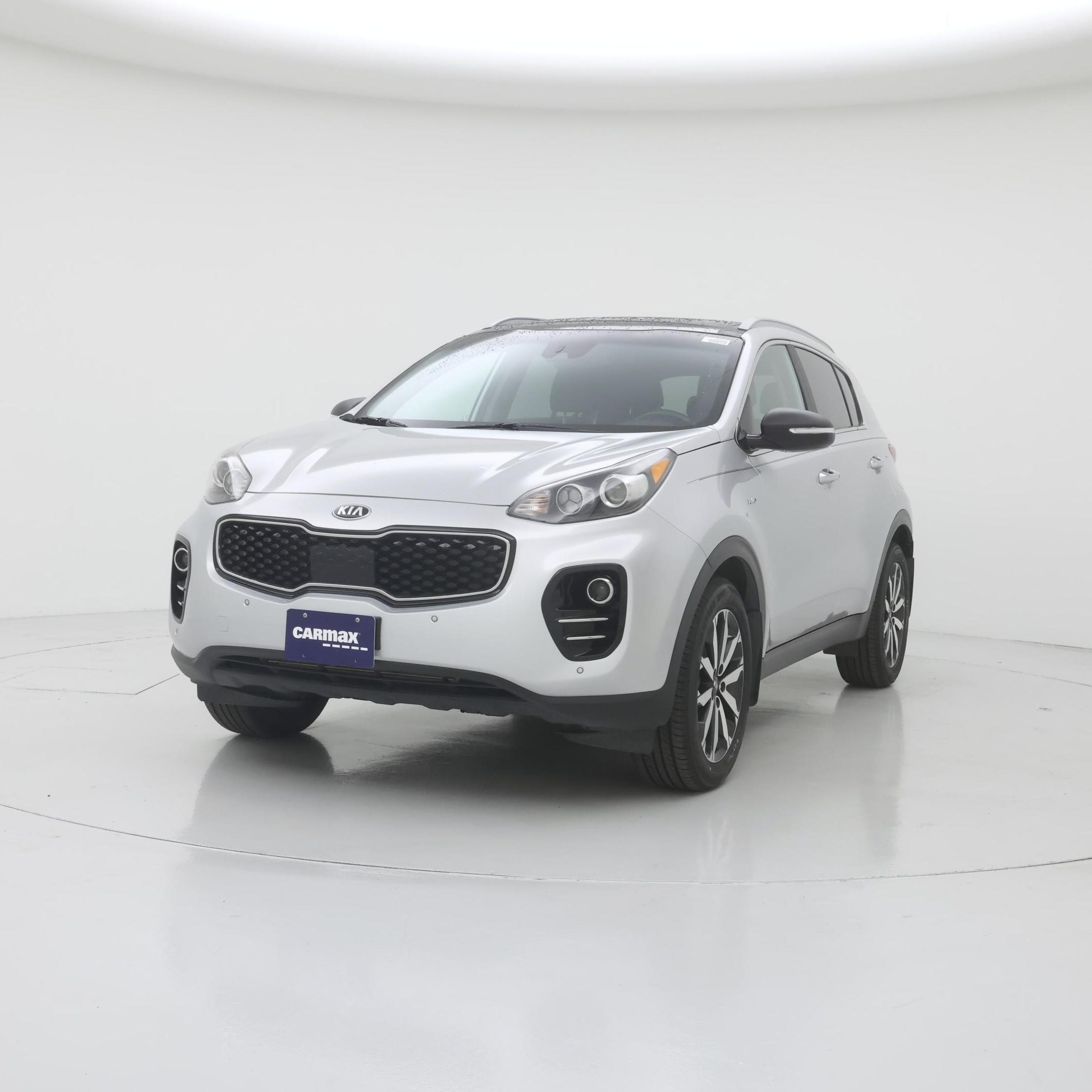 Thumbnail: 2017 Kia Sportage - 4
