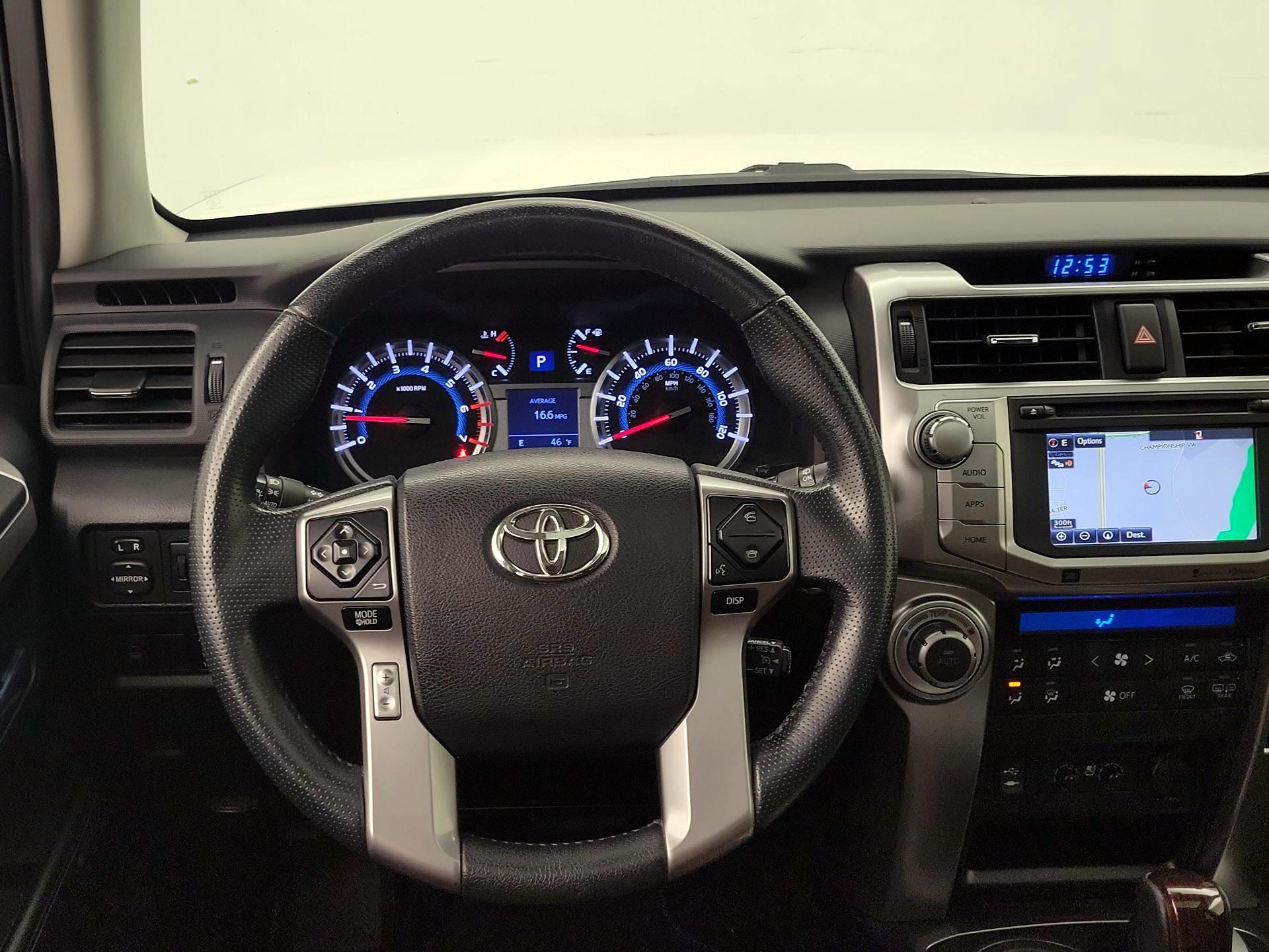 Thumbnail: 2015 Toyota 4Runner - 10