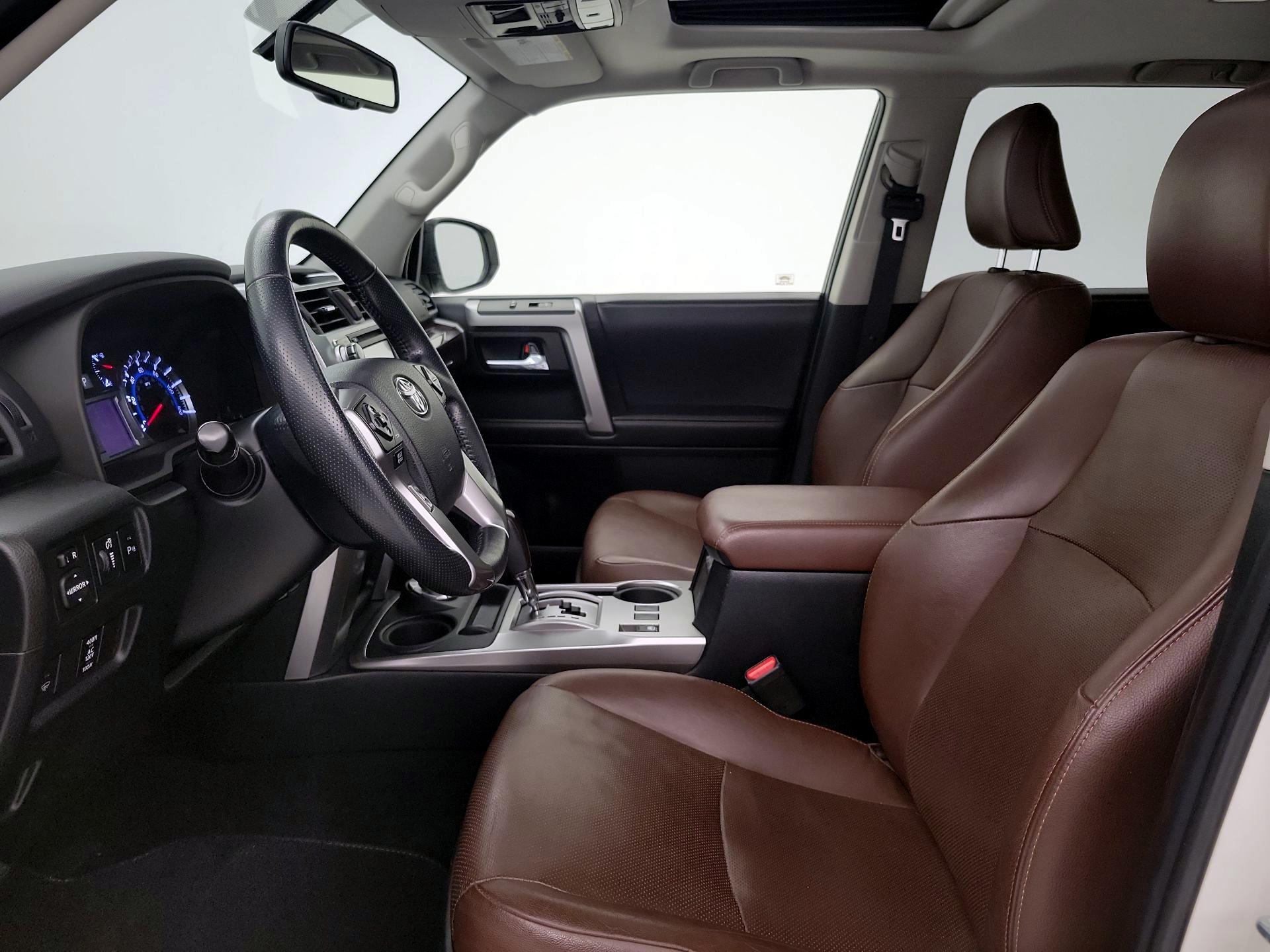 Thumbnail: 2015 Toyota 4Runner - 11