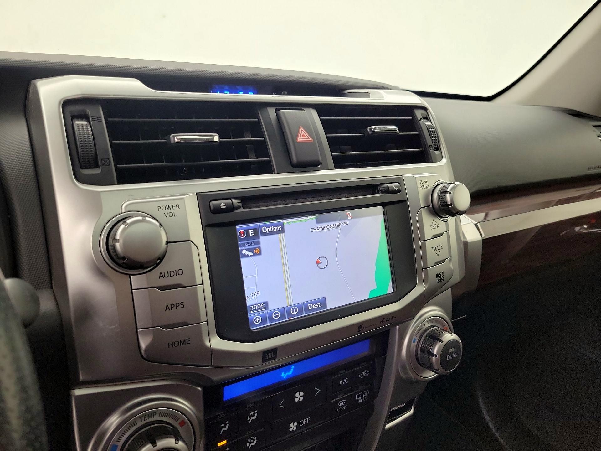 Thumbnail: 2015 Toyota 4Runner - 14