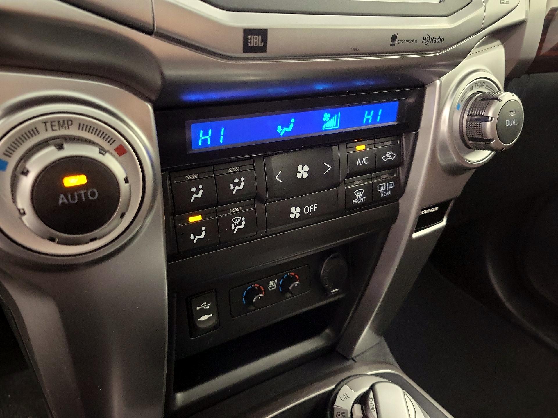 Thumbnail: 2015 Toyota 4Runner - 17