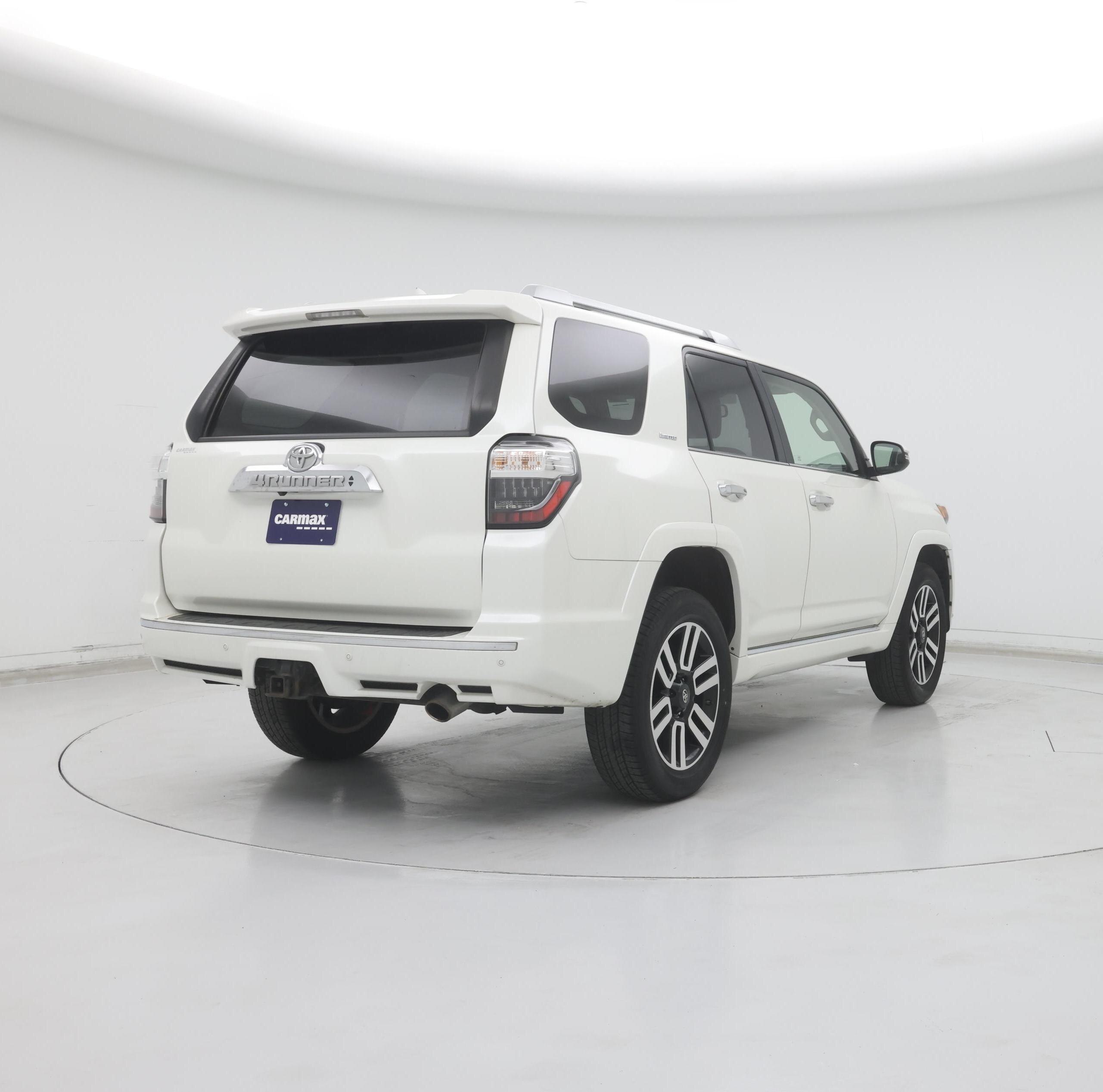 Thumbnail: 2015 Toyota 4Runner - 8