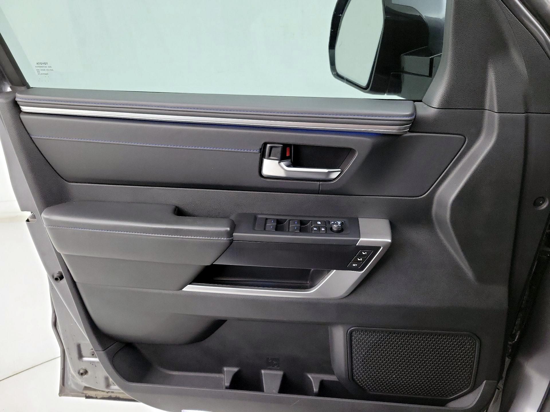 Thumbnail: 2024 Toyota Tundra - 12