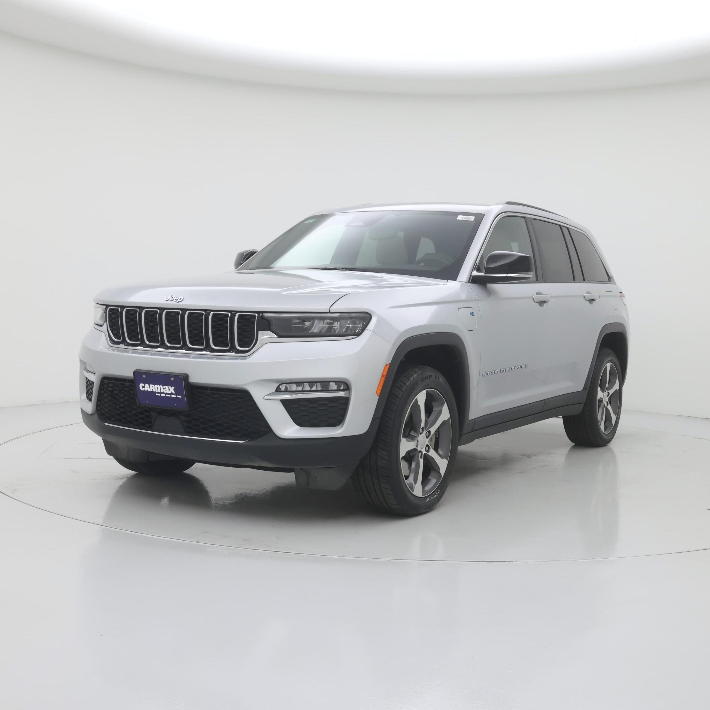 Thumbnail: 2023 Jeep Grand Cherokee - 4
