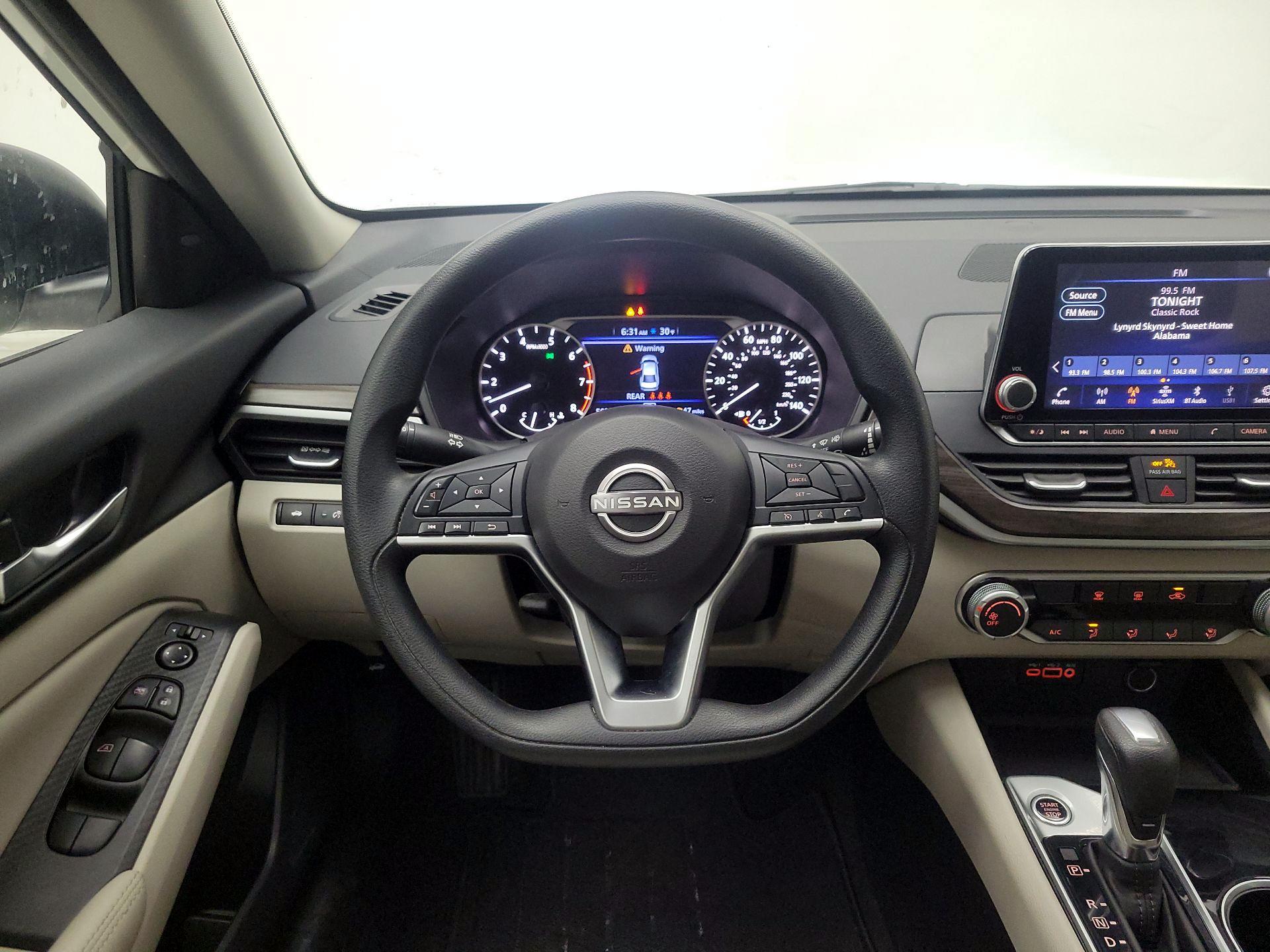 Thumbnail: 2024 Nissan Altima - 10