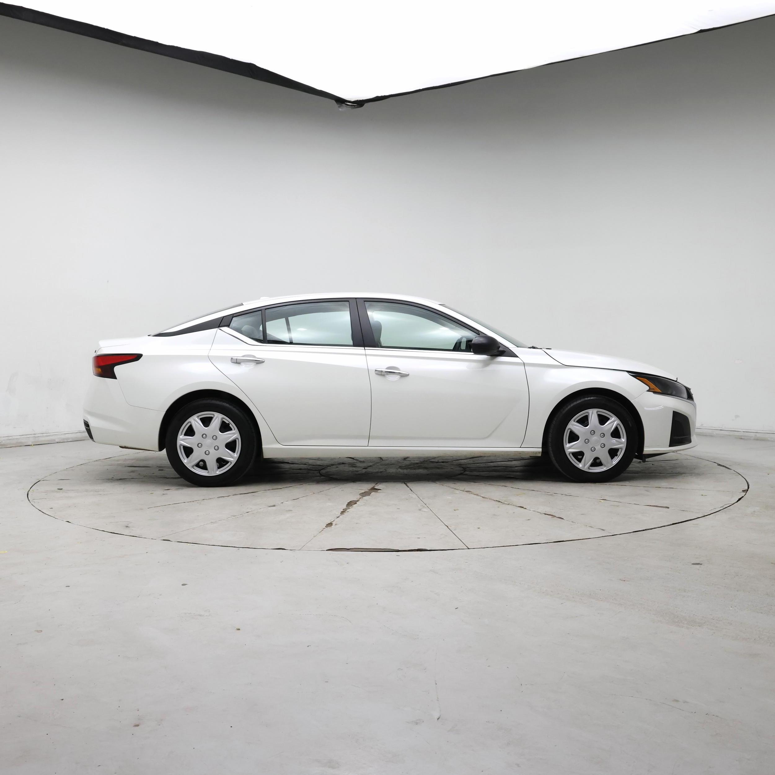 Thumbnail: 2024 Nissan Altima - 7