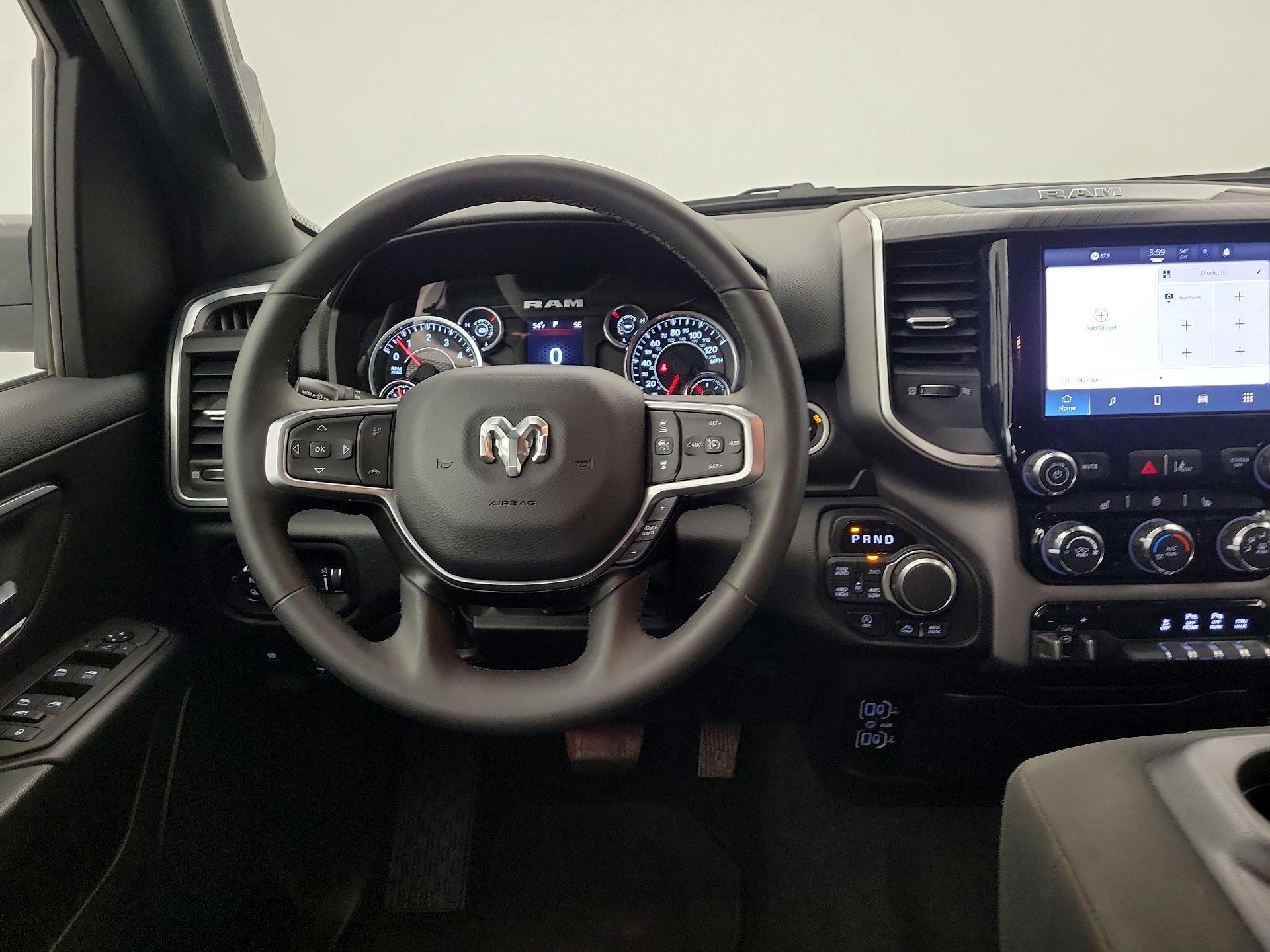 Thumbnail: 2025 RAM 1500 - 10