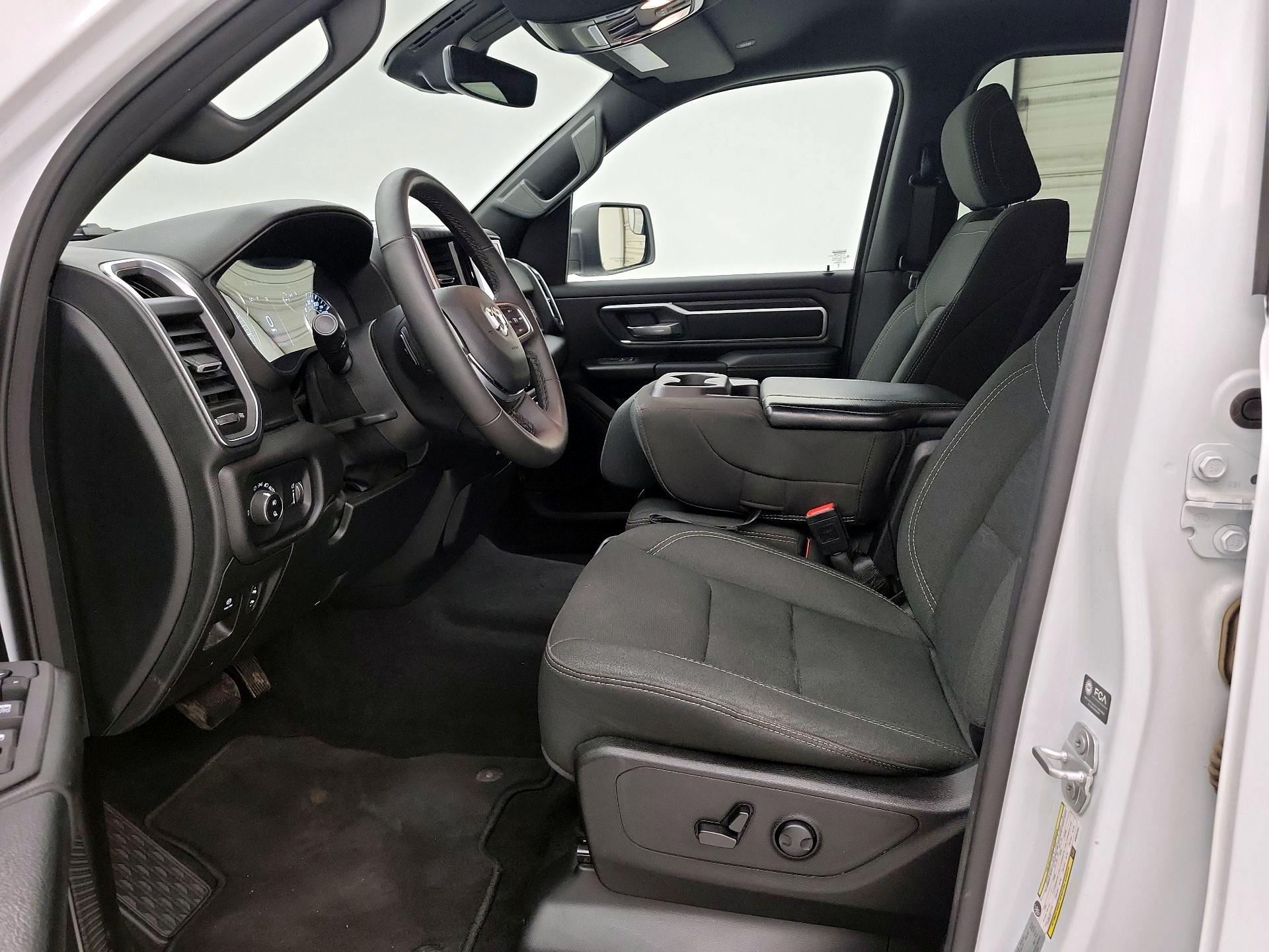 Thumbnail: 2025 RAM 1500 - 11