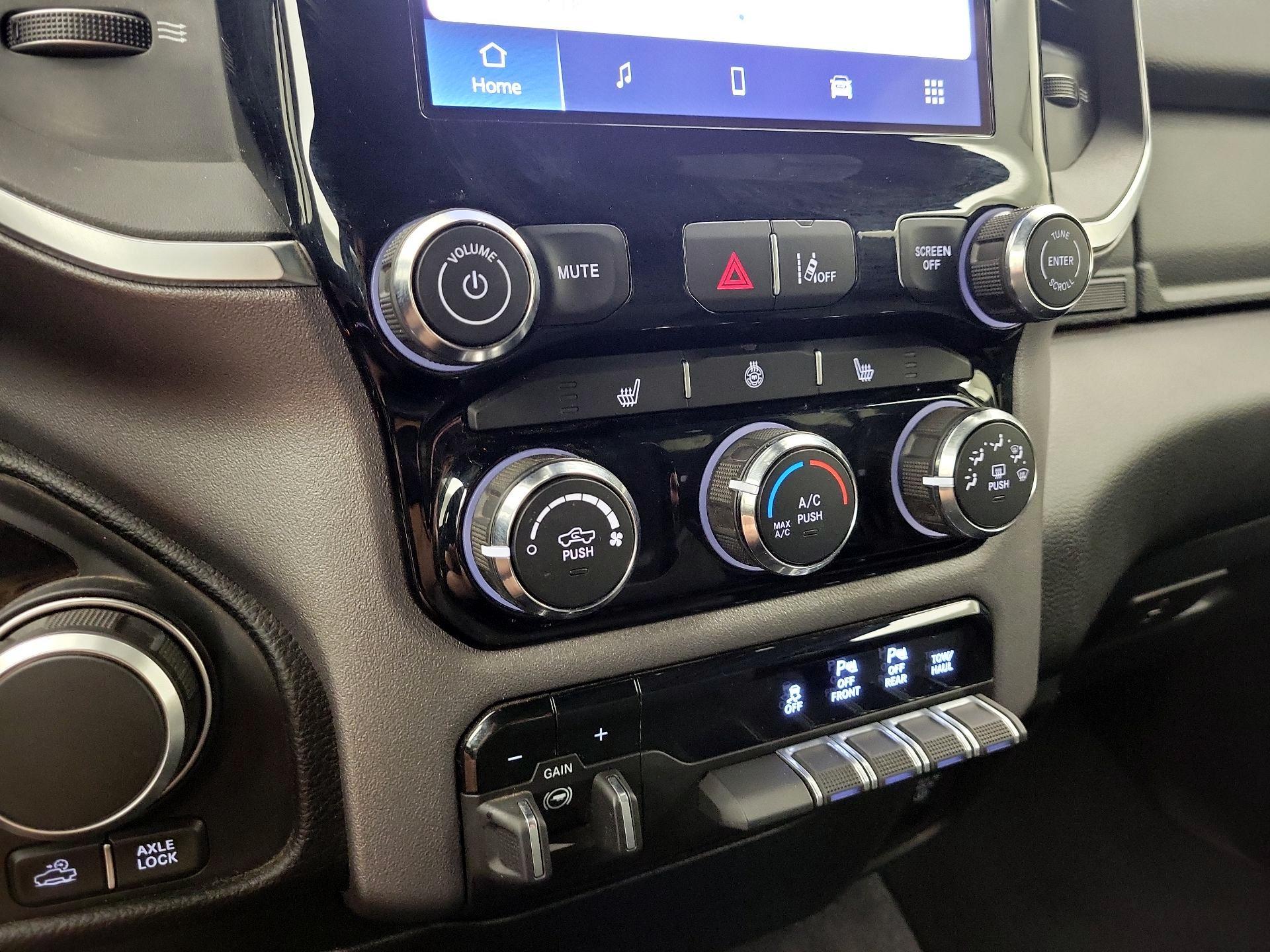 Thumbnail: 2025 RAM 1500 - 16