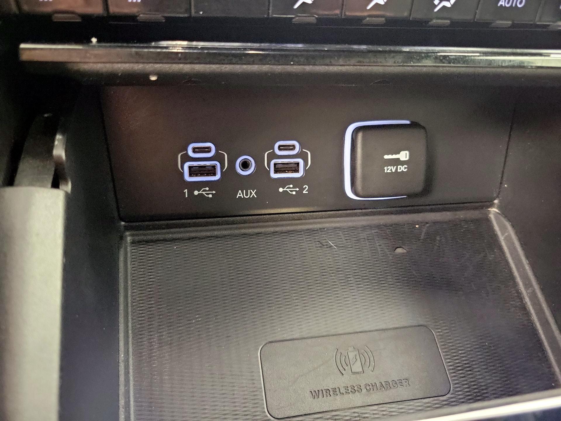 Thumbnail: 2024 Jeep Grand Cherokee - 19