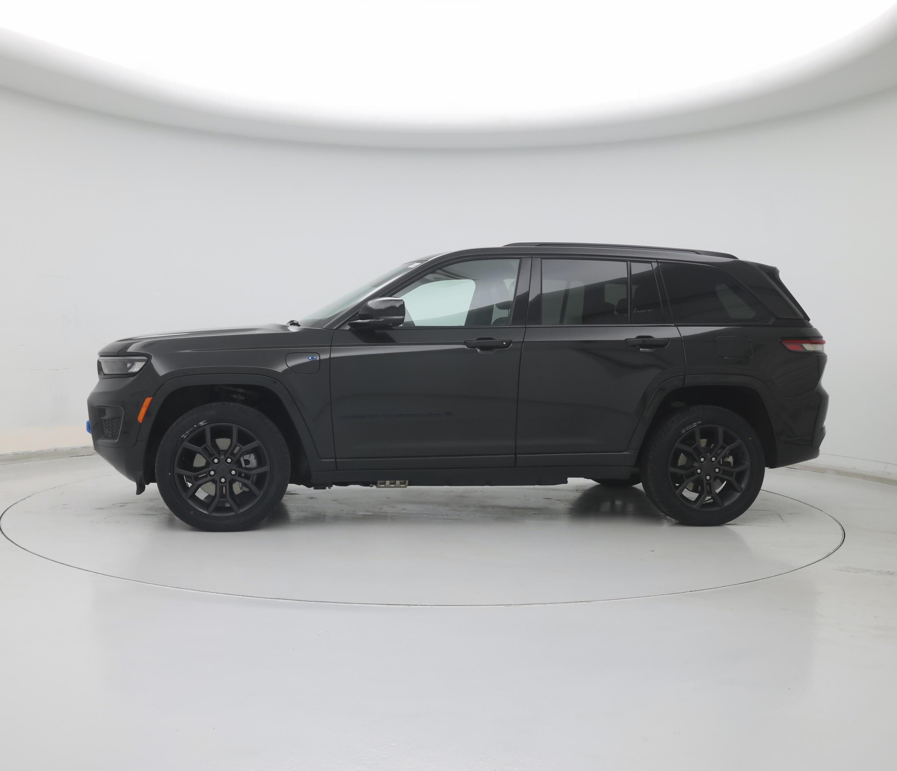 Thumbnail: 2024 Jeep Grand Cherokee - 3