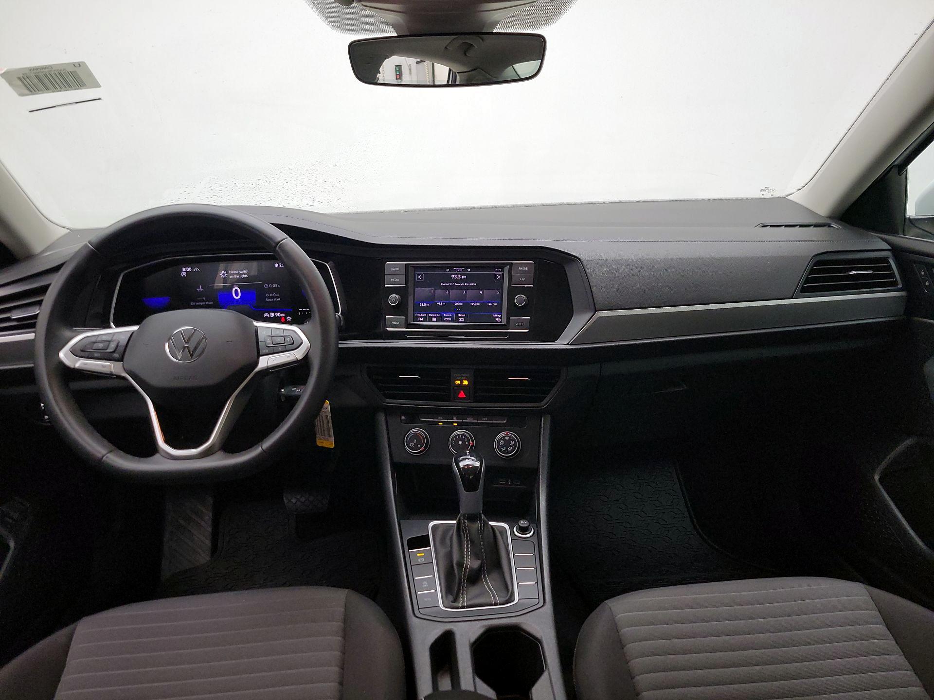 Thumbnail: 2024 Volkswagen Jetta - 9