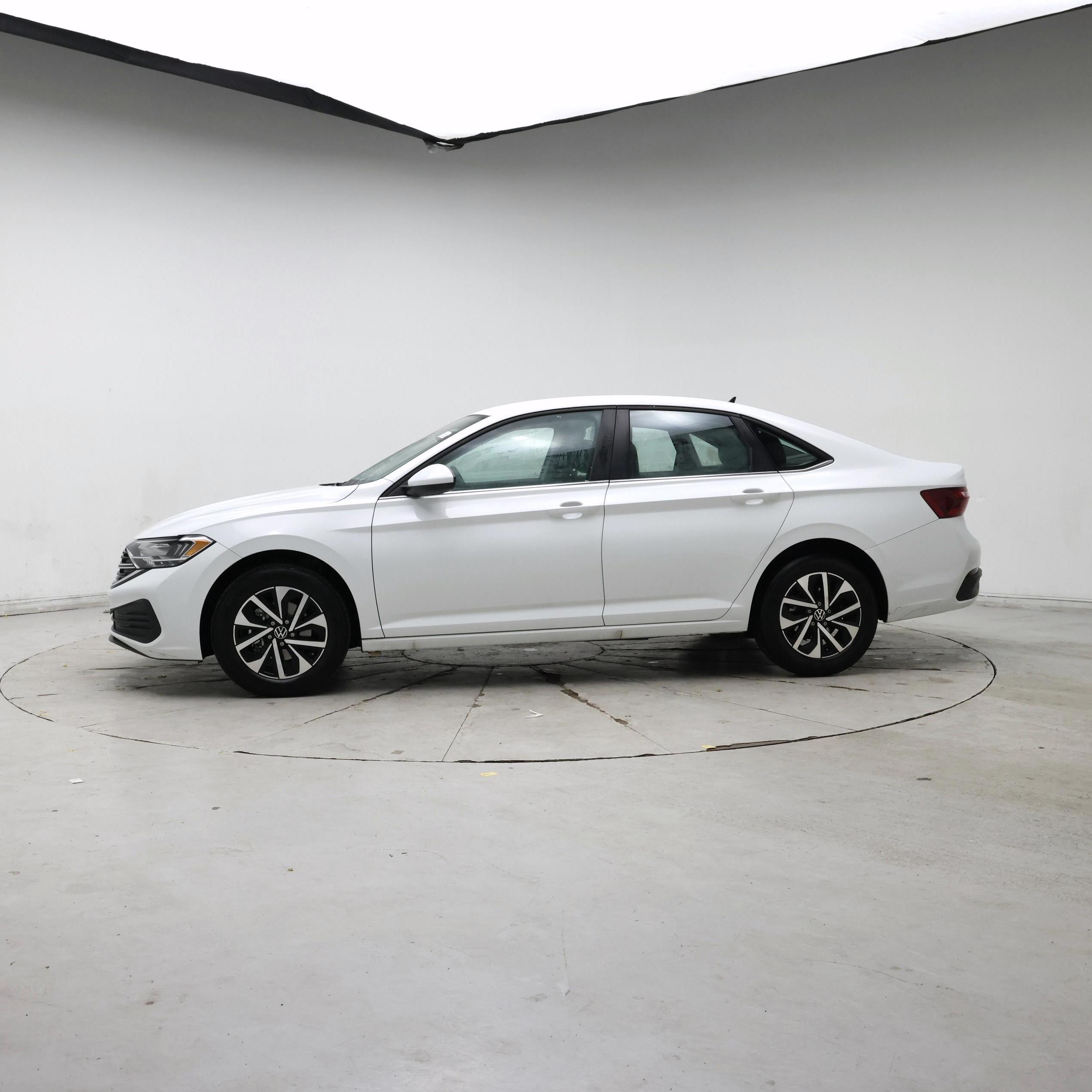 Thumbnail: 2024 Volkswagen Jetta - 3