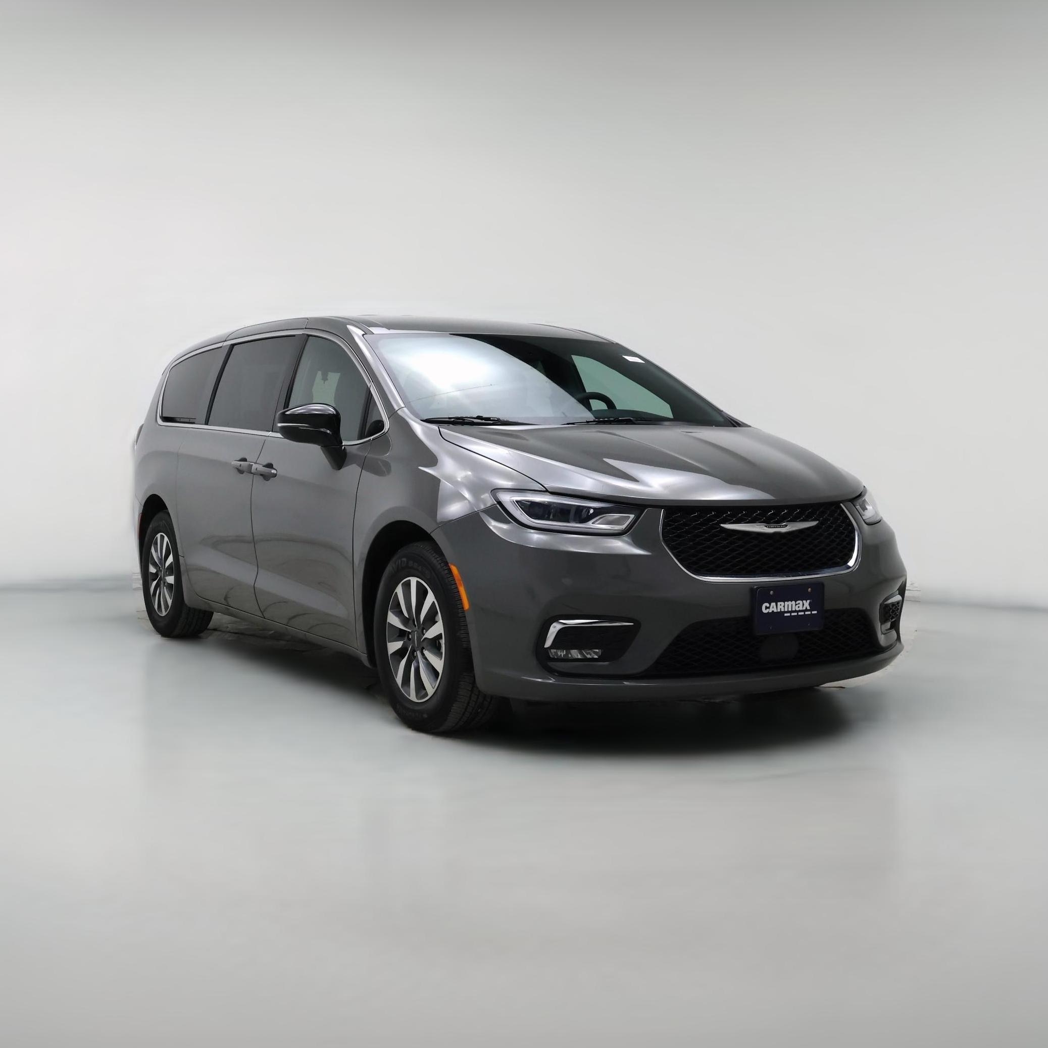 Thumbnail: 2025 Chrysler Pacifica - 1