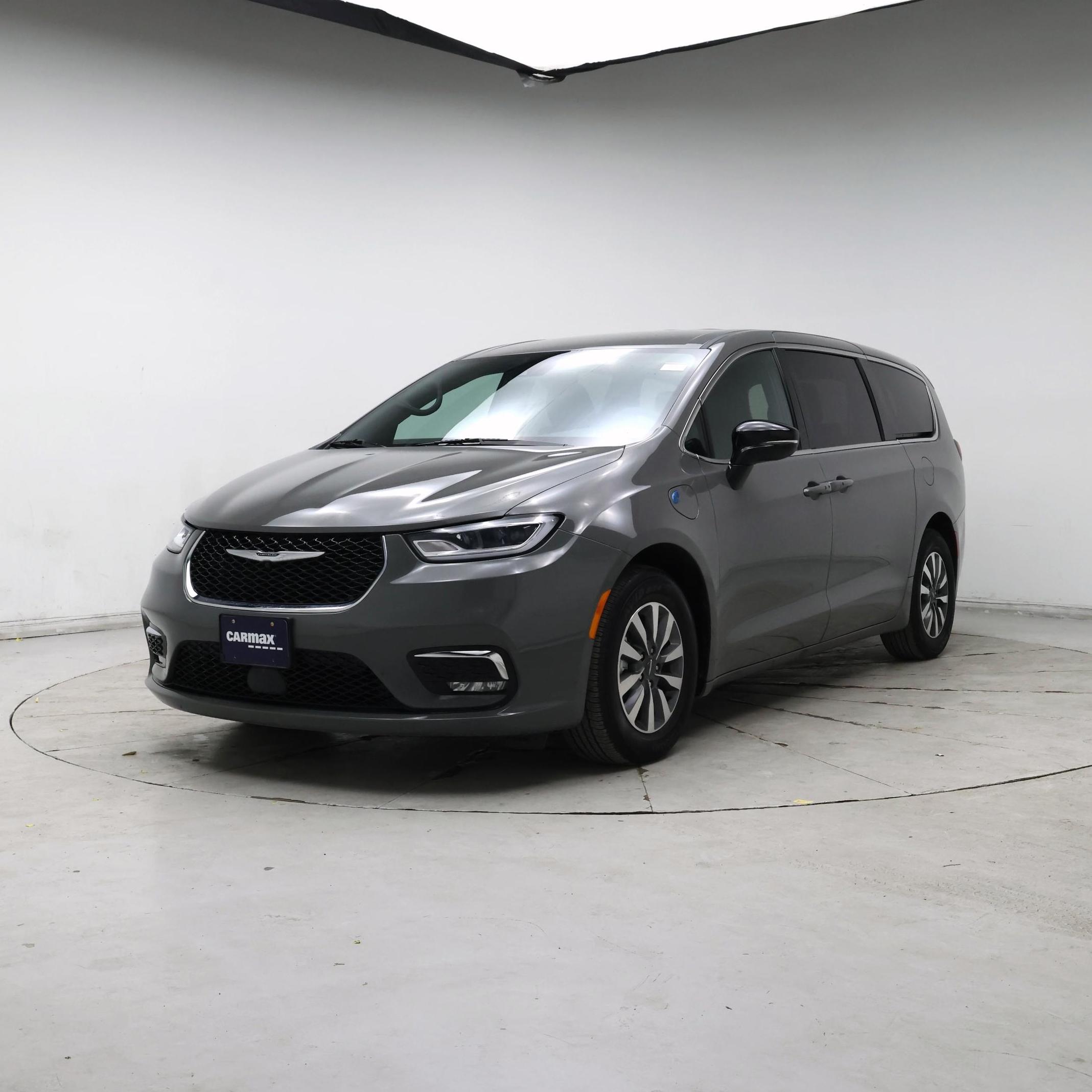 Thumbnail: 2025 Chrysler Pacifica - 4