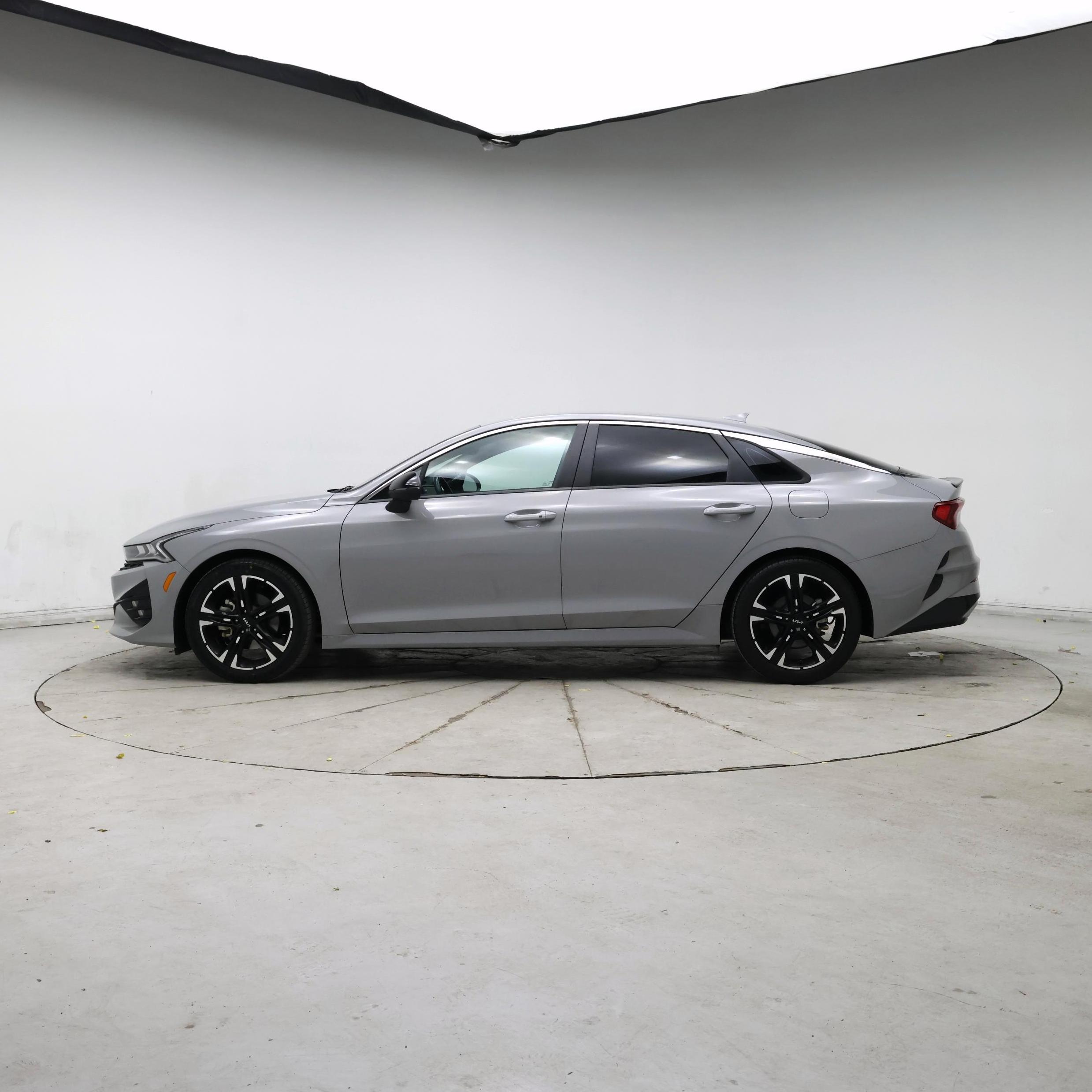 Thumbnail: 2023 Kia K5 - 3
