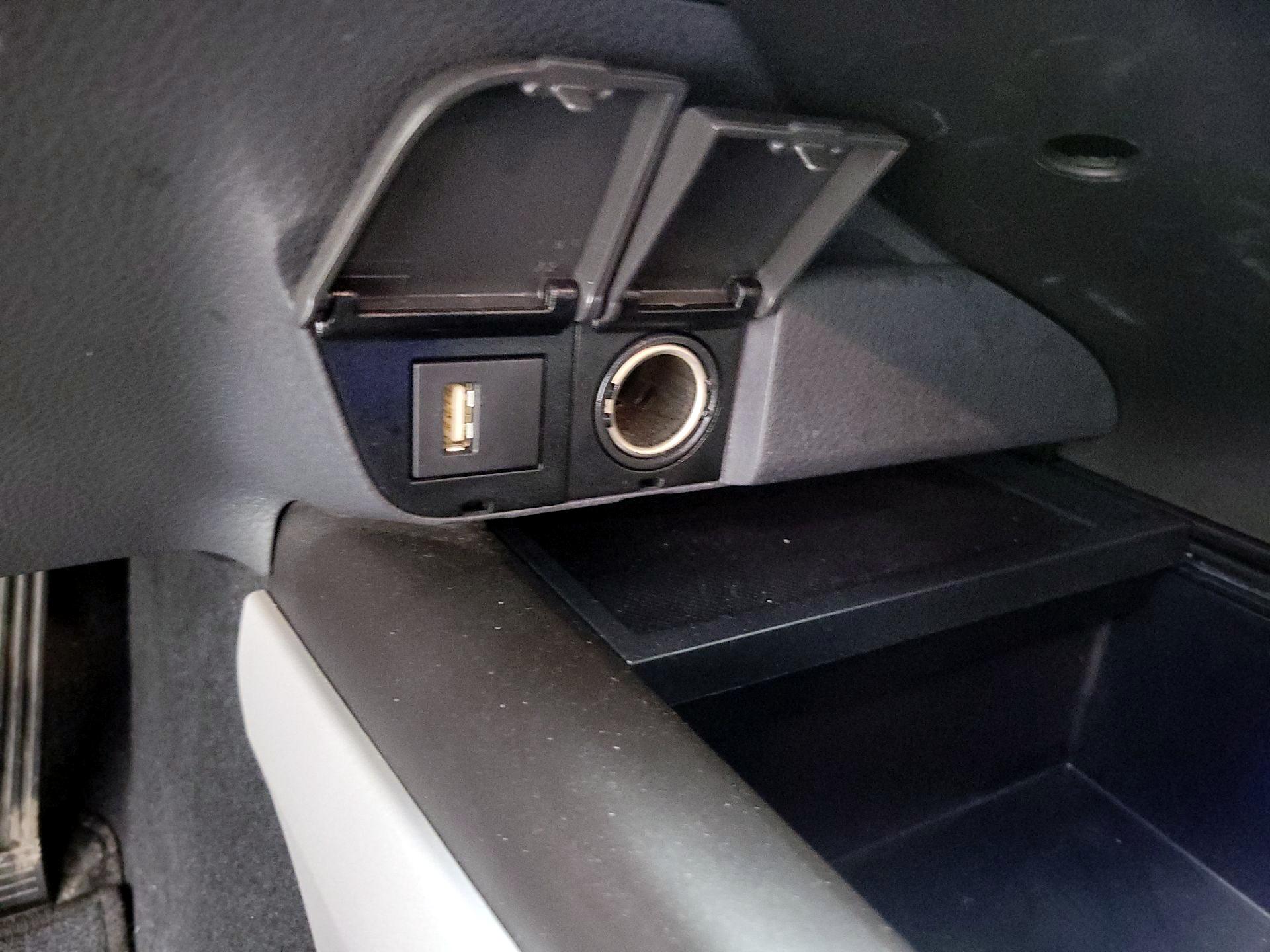 Thumbnail: 2023 Toyota Camry - 19