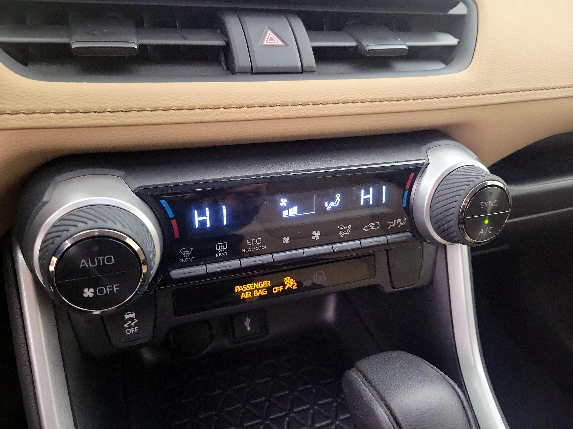 Thumbnail: 2022 Toyota RAV4 - 16