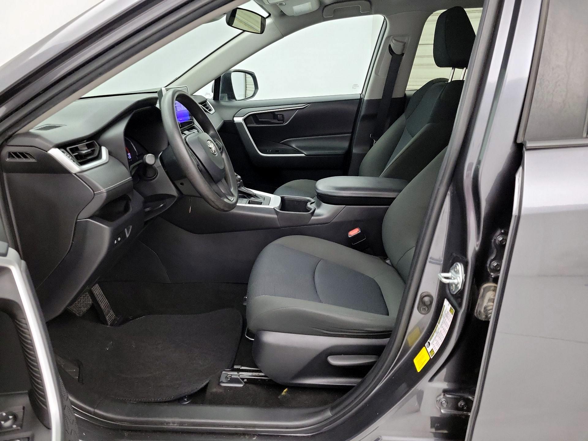 Thumbnail: 2023 Toyota RAV4 - 11