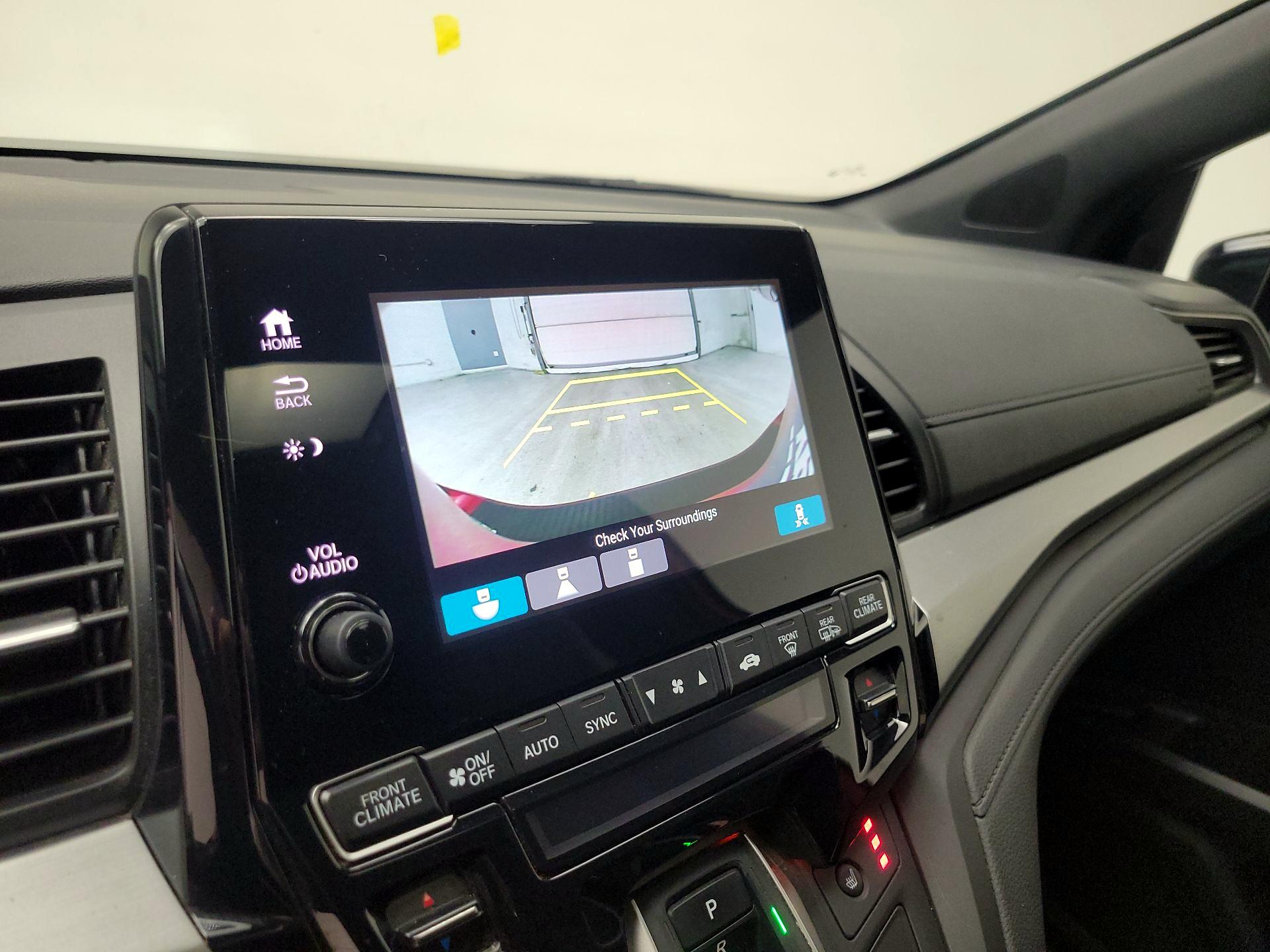 Thumbnail: 2023 Honda Odyssey - 14