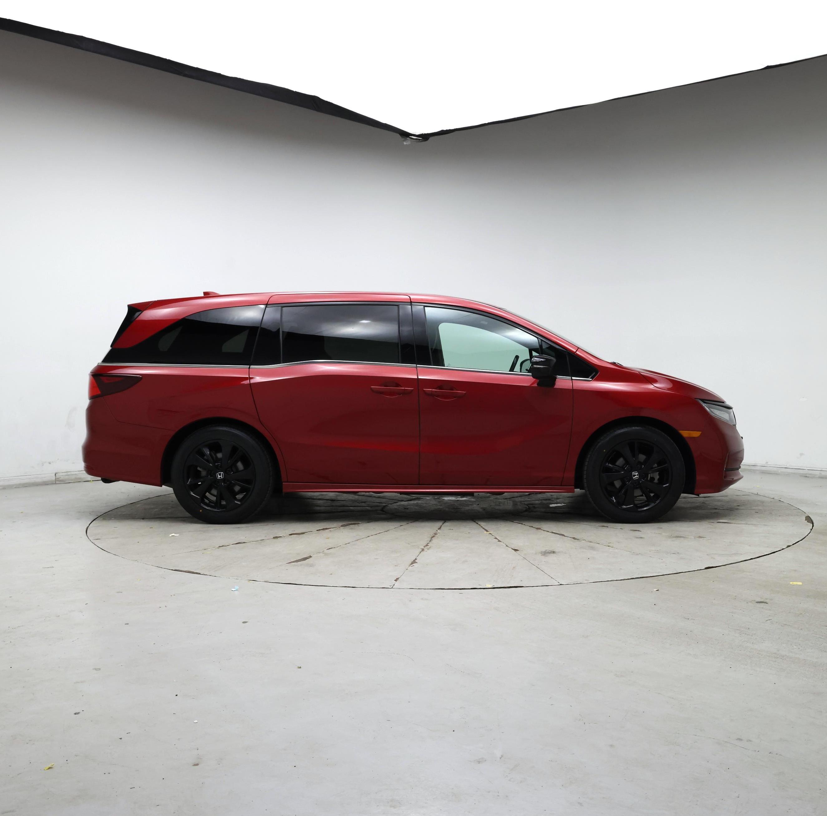 Thumbnail: 2023 Honda Odyssey - 7