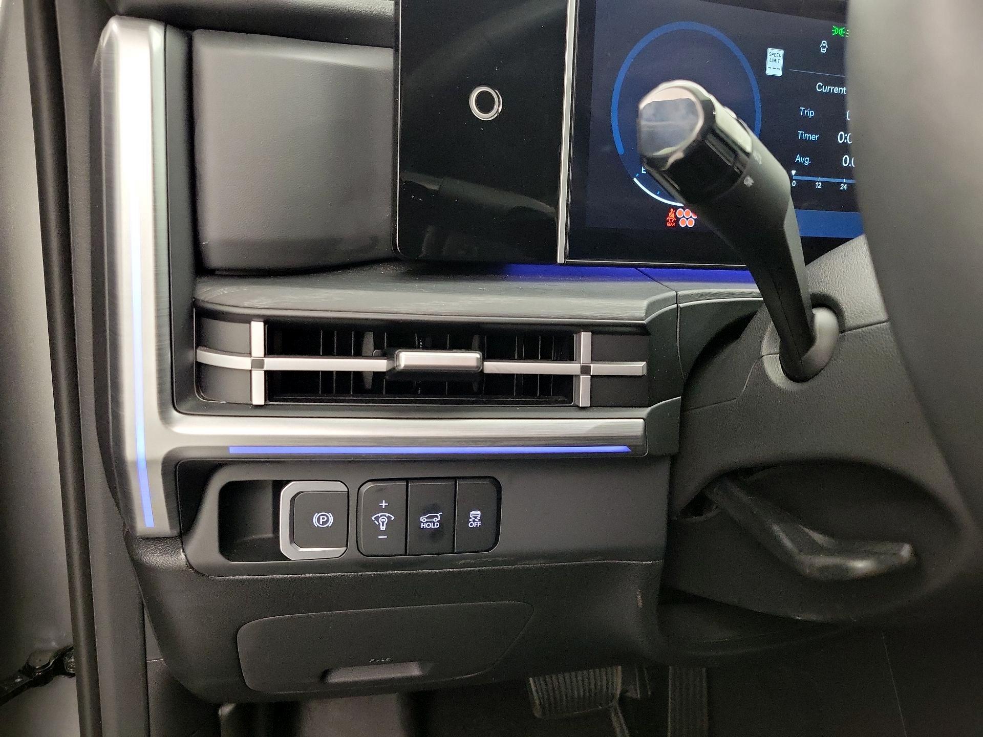 Thumbnail: 2024 Hyundai Santa Fe - 13