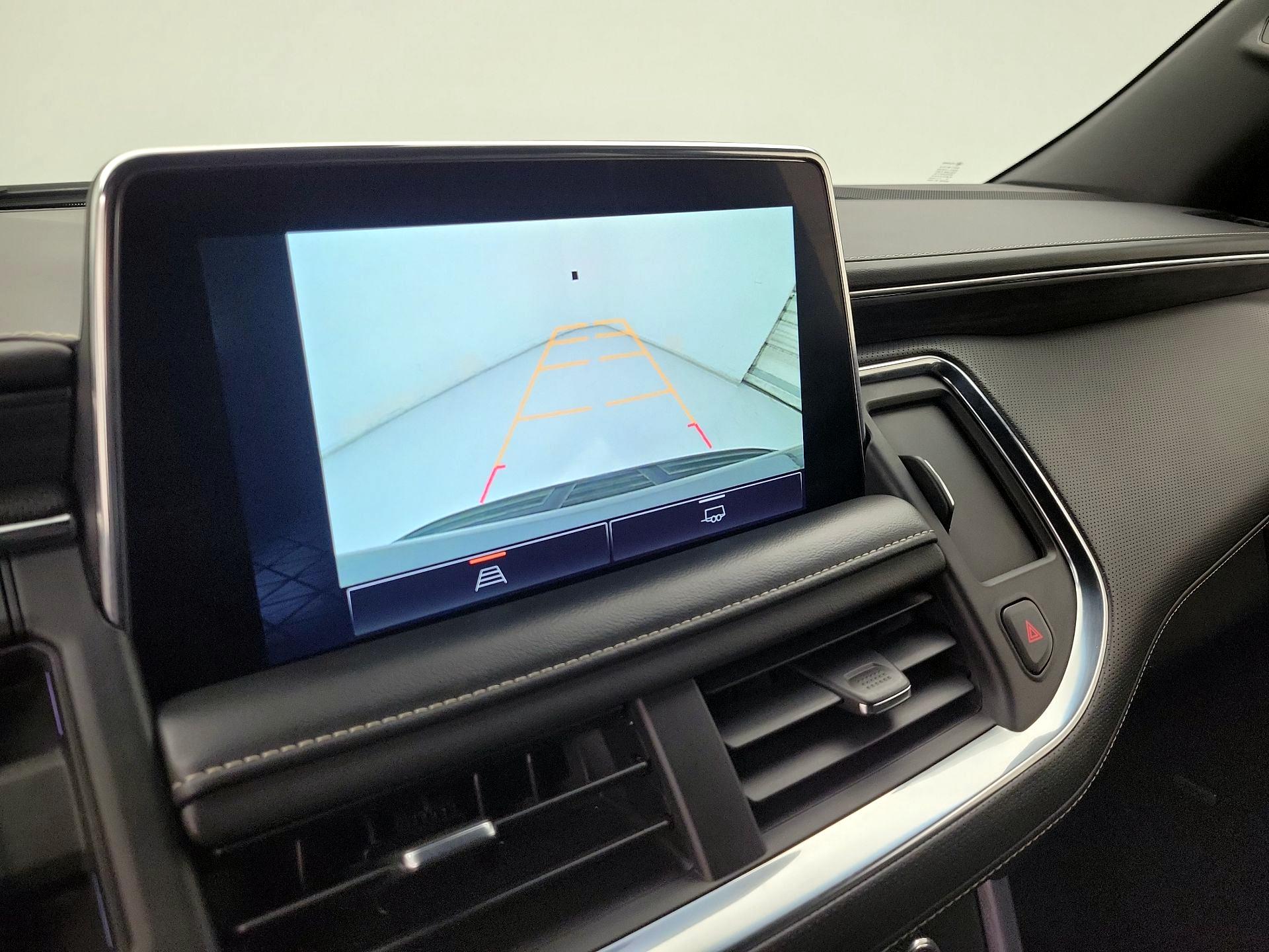 Thumbnail: 2022 GMC Yukon XL - 15