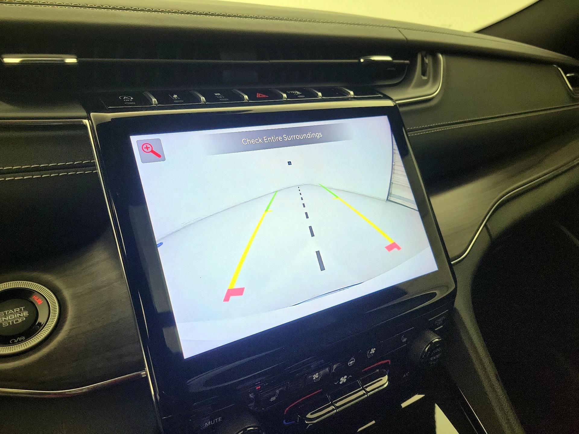 Thumbnail: 2023 Jeep Grand Cherokee - 15