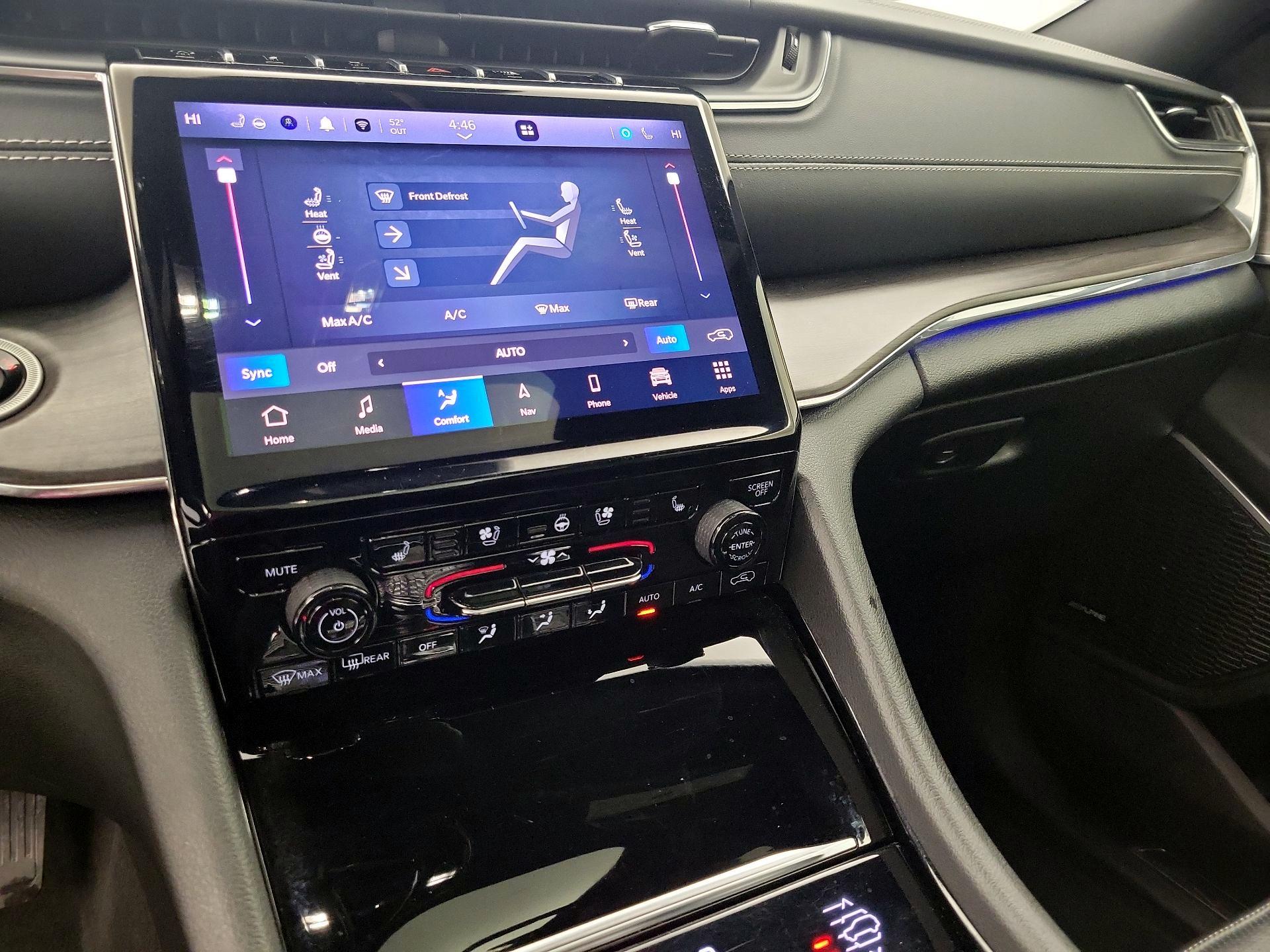 Thumbnail: 2023 Jeep Grand Cherokee - 17