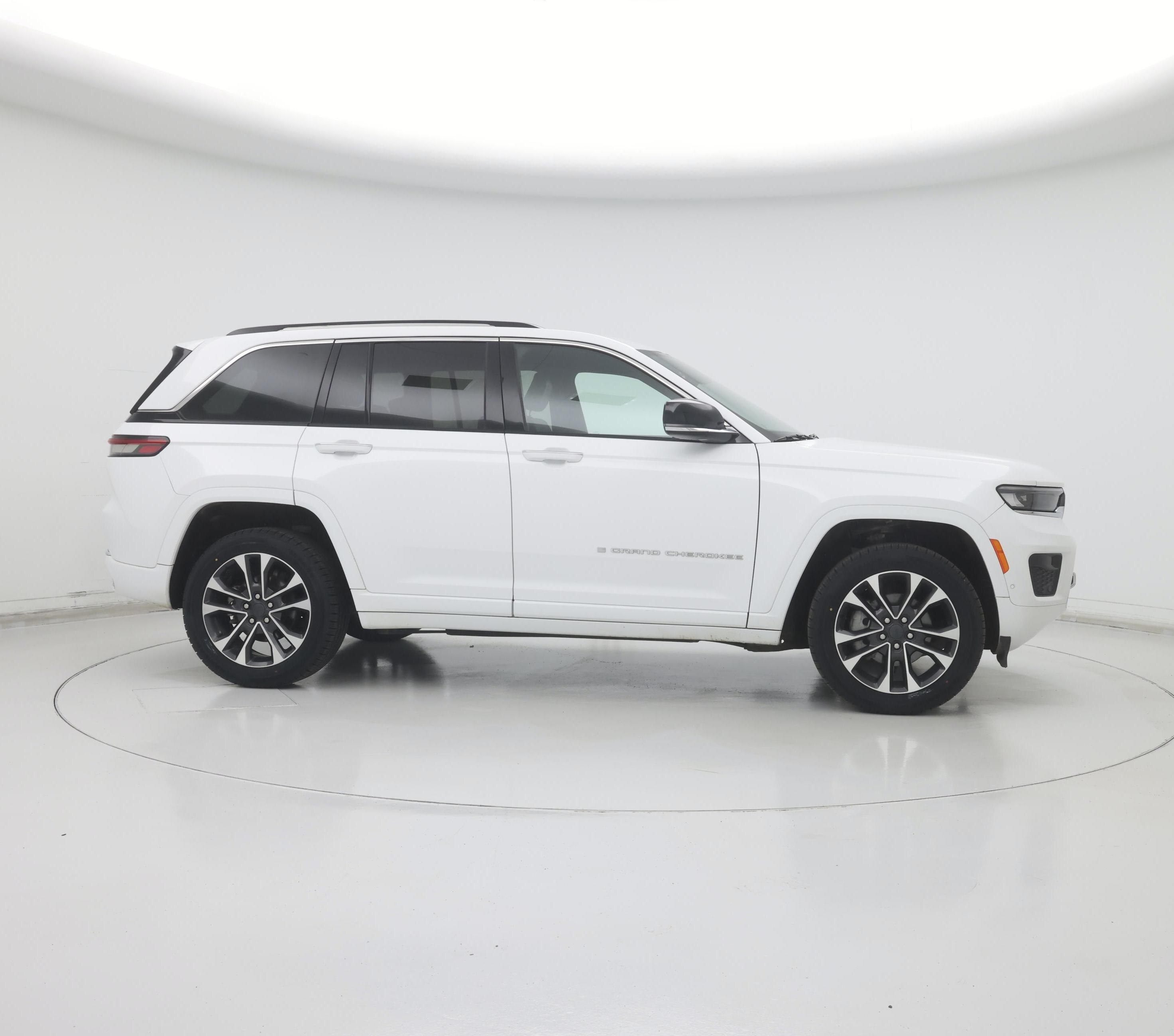 Thumbnail: 2023 Jeep Grand Cherokee - 7