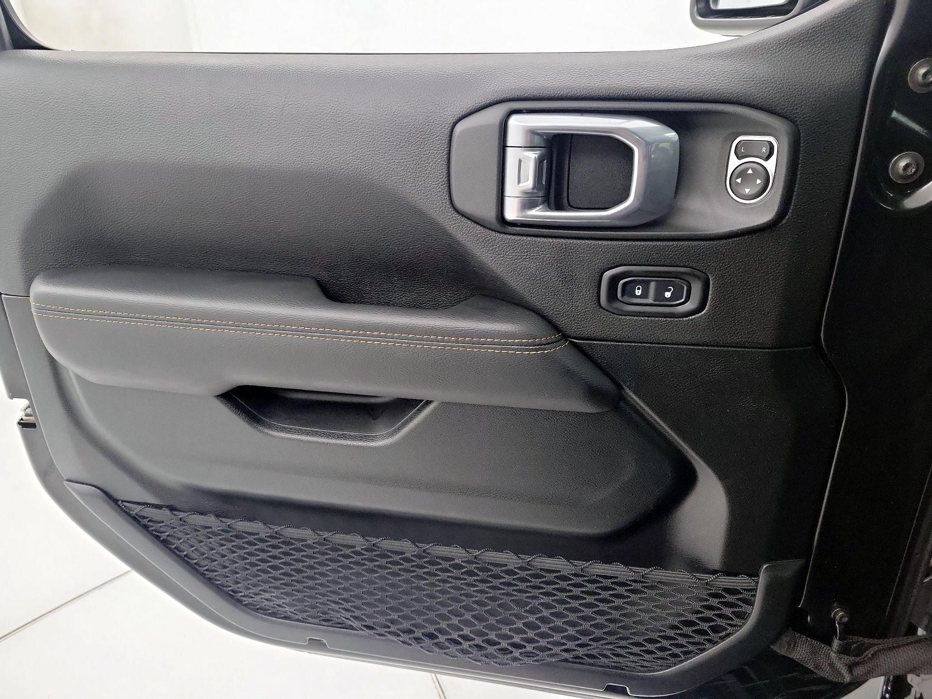 Thumbnail: 2021 Jeep Wrangler - 12