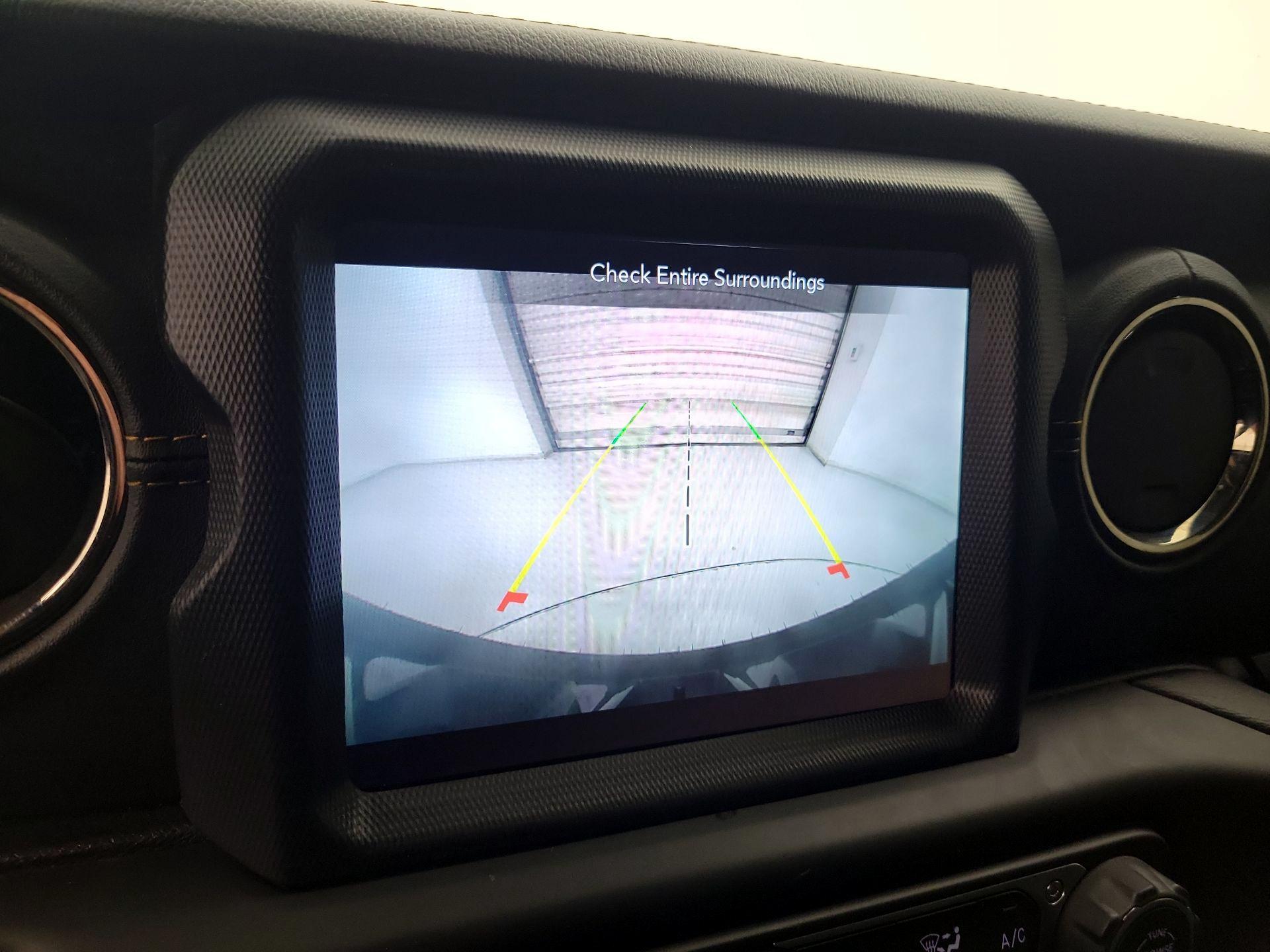 Thumbnail: 2021 Jeep Wrangler - 15