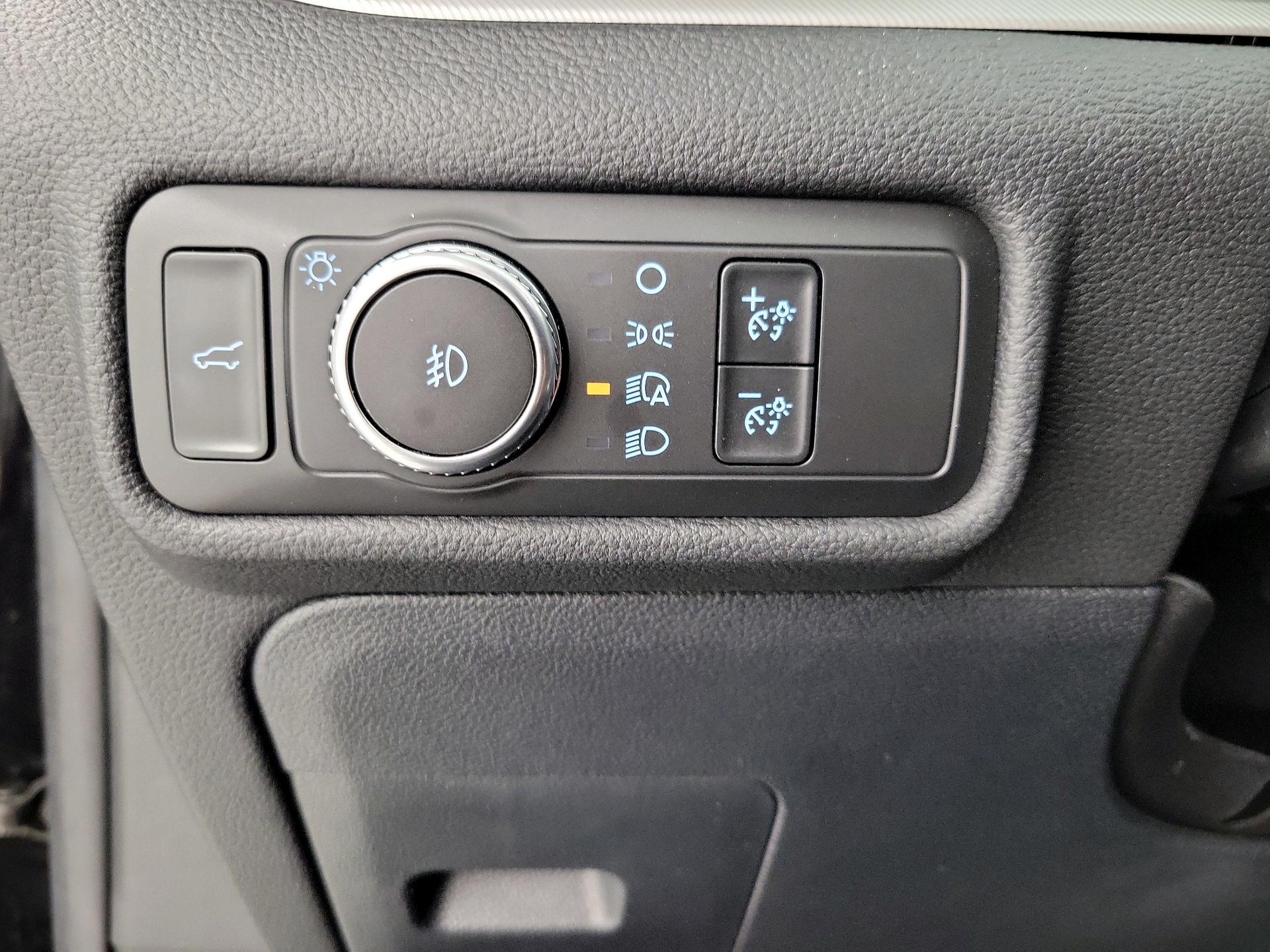 Thumbnail: 2020 Ford Explorer - 13