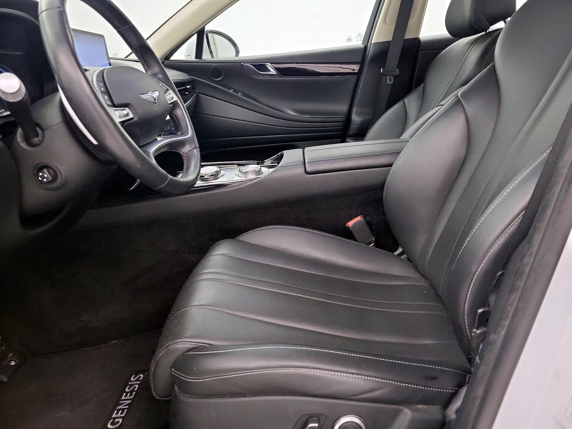 Thumbnail: 2023 Genesis G80 - 11